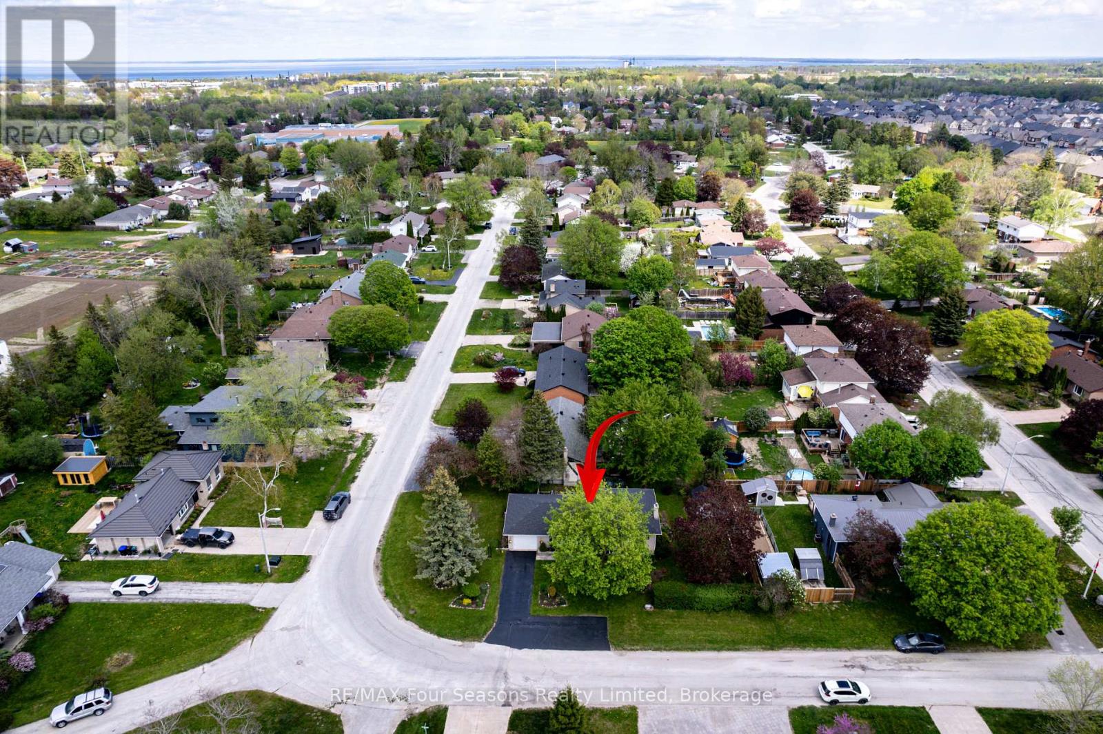 204 Bryan Court, Collingwood, Ontario  L9Y 5J4 - Photo 32 - S12154662