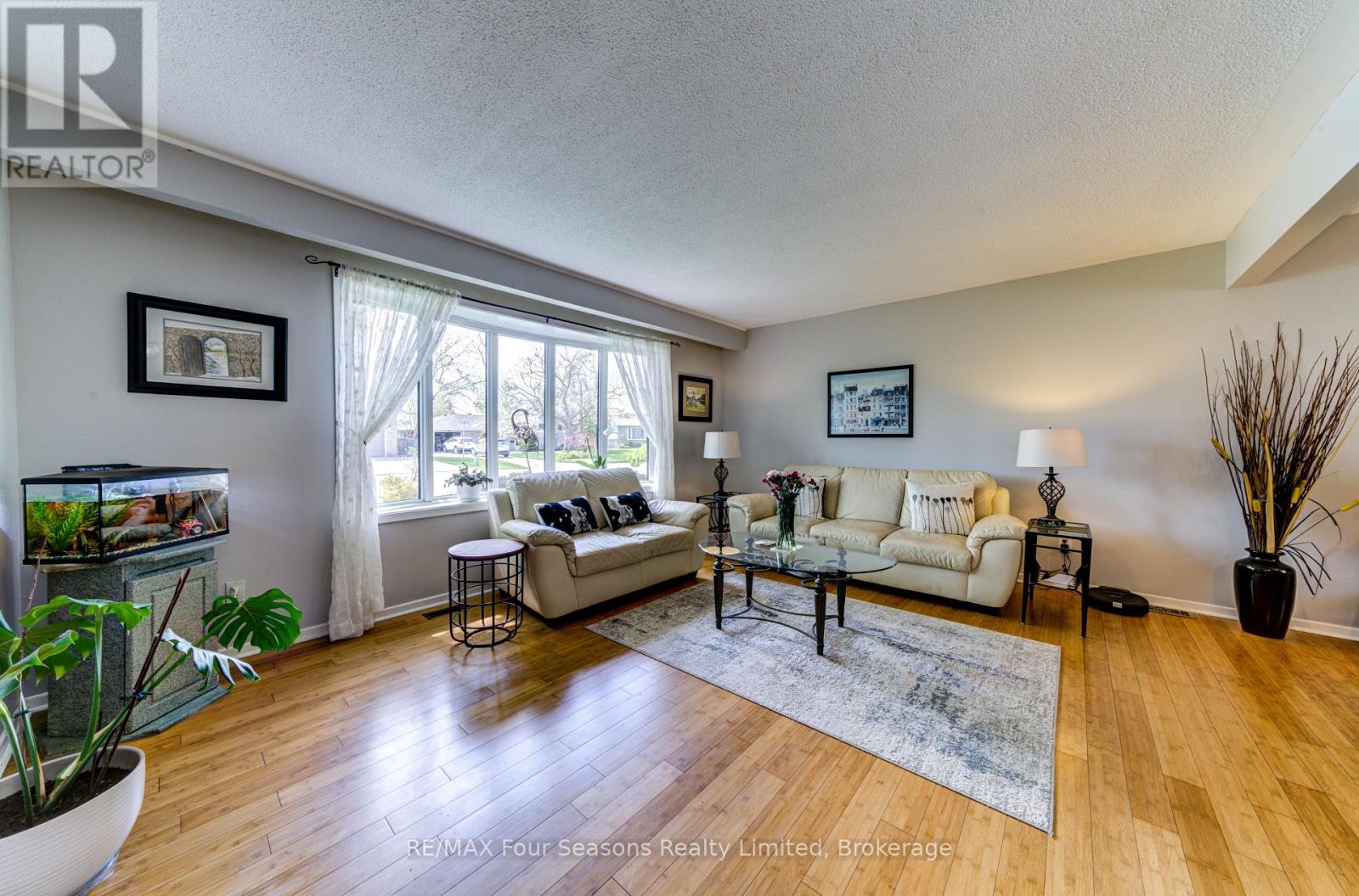 204 Bryan Court, Collingwood, Ontario  L9Y 5J4 - Photo 8 - S12154662
