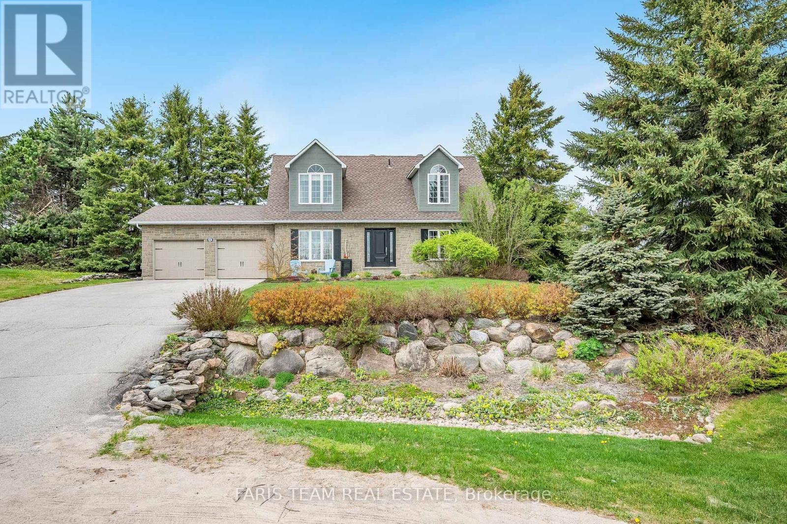 Property at 35 BRIDLE PATH image 2
