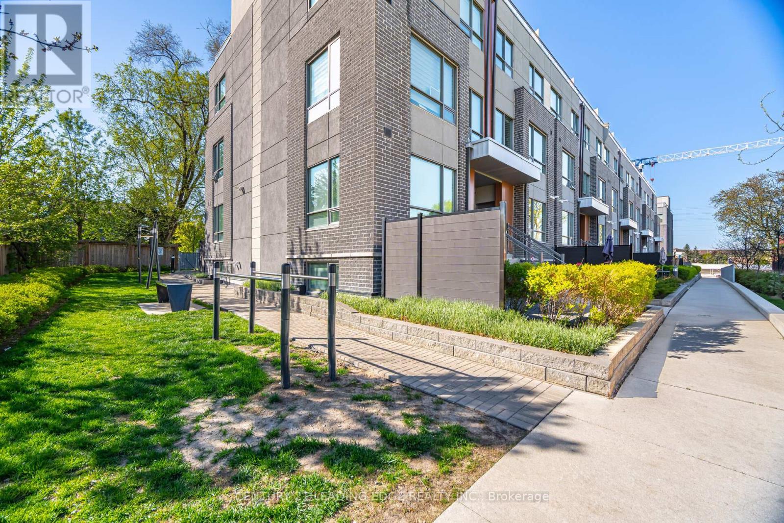 35 - 650 Atwater Avenue, Mississauga, Ontario  L5G 4K7 - Photo 33 - W12154192