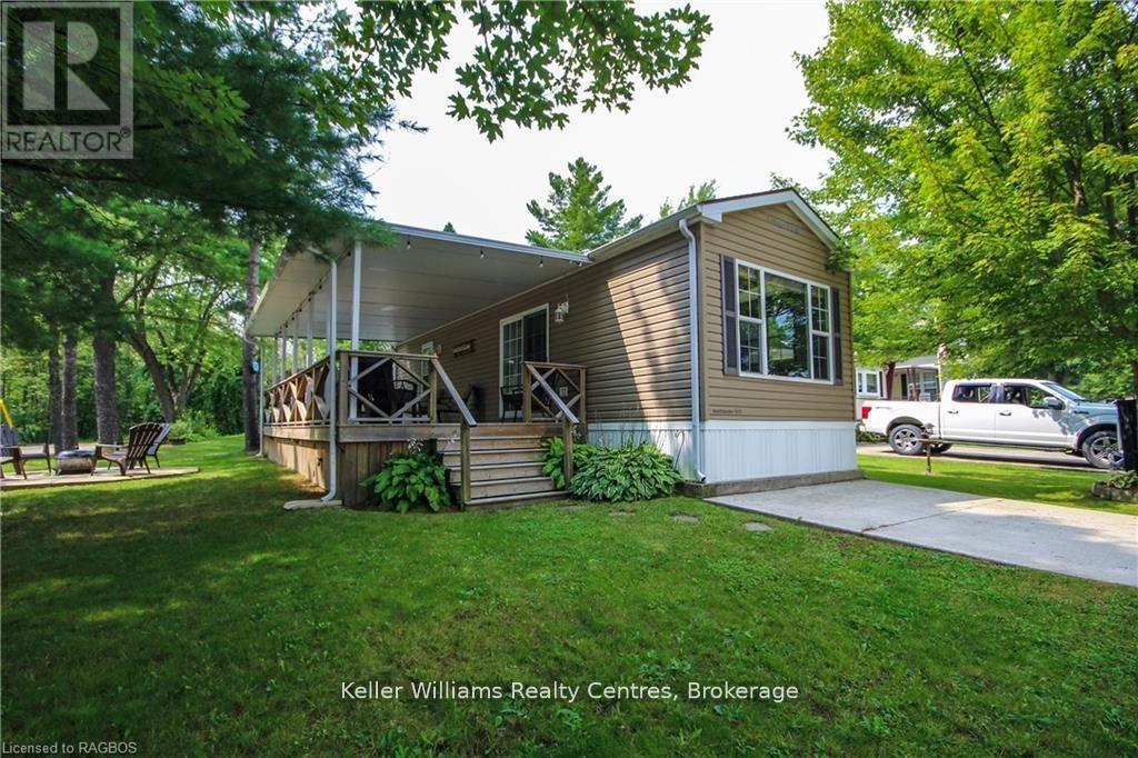 A28 - 13 Southline Avenue, Huron-Kinloss, Ontario  N0G 2B0 - Photo 5 - X12154704