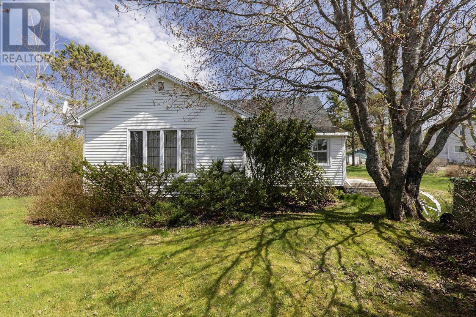 Property at 77 Wharf Road image 2