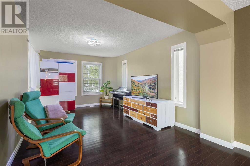 115 West Springs Road Sw, Calgary, Alberta  T3H 4P6 - Photo 4 - A2221984
