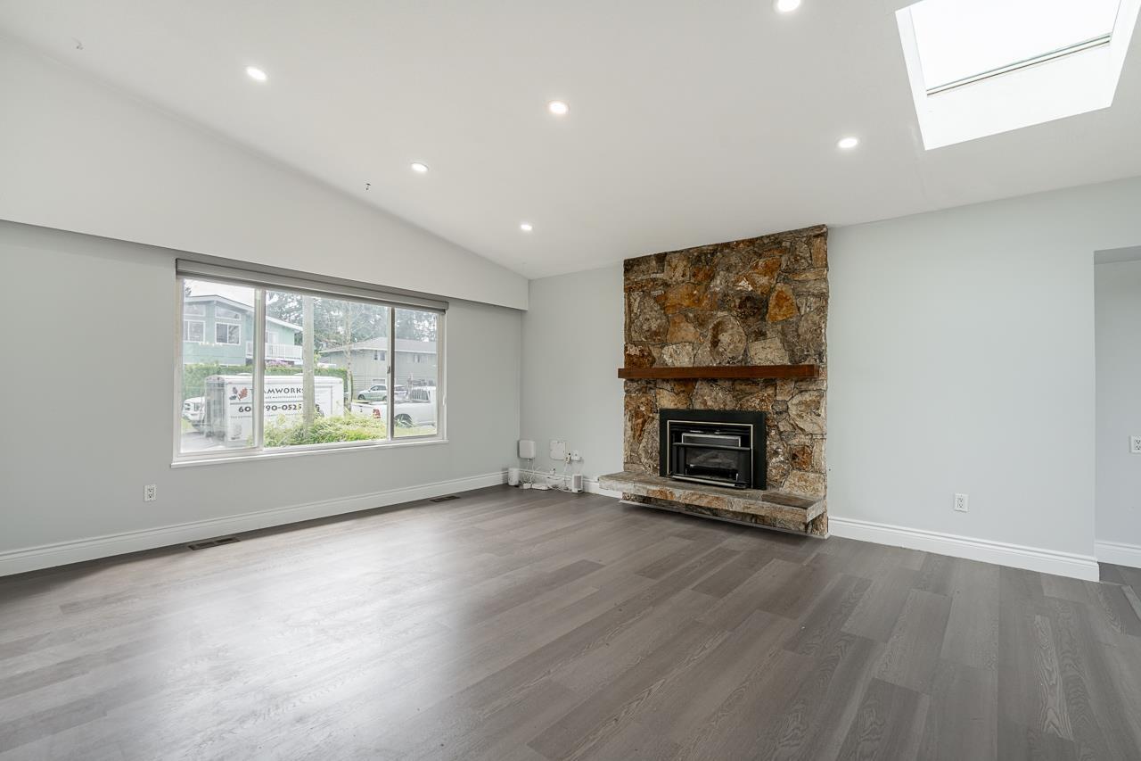 14143 77a Avenue, Surrey, British Columbia  V3W 2X2 - Photo 4 - R3002785
