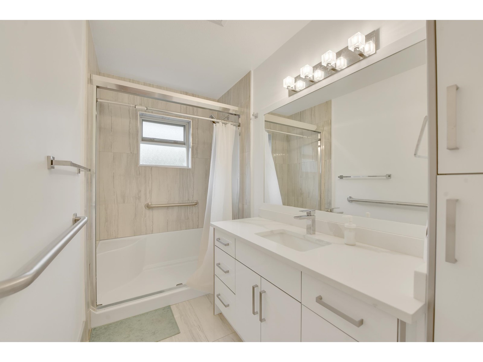 2215 Orchard Drive, Abbotsford, British Columbia  V3G 2B7 - Photo 10 - R3002150