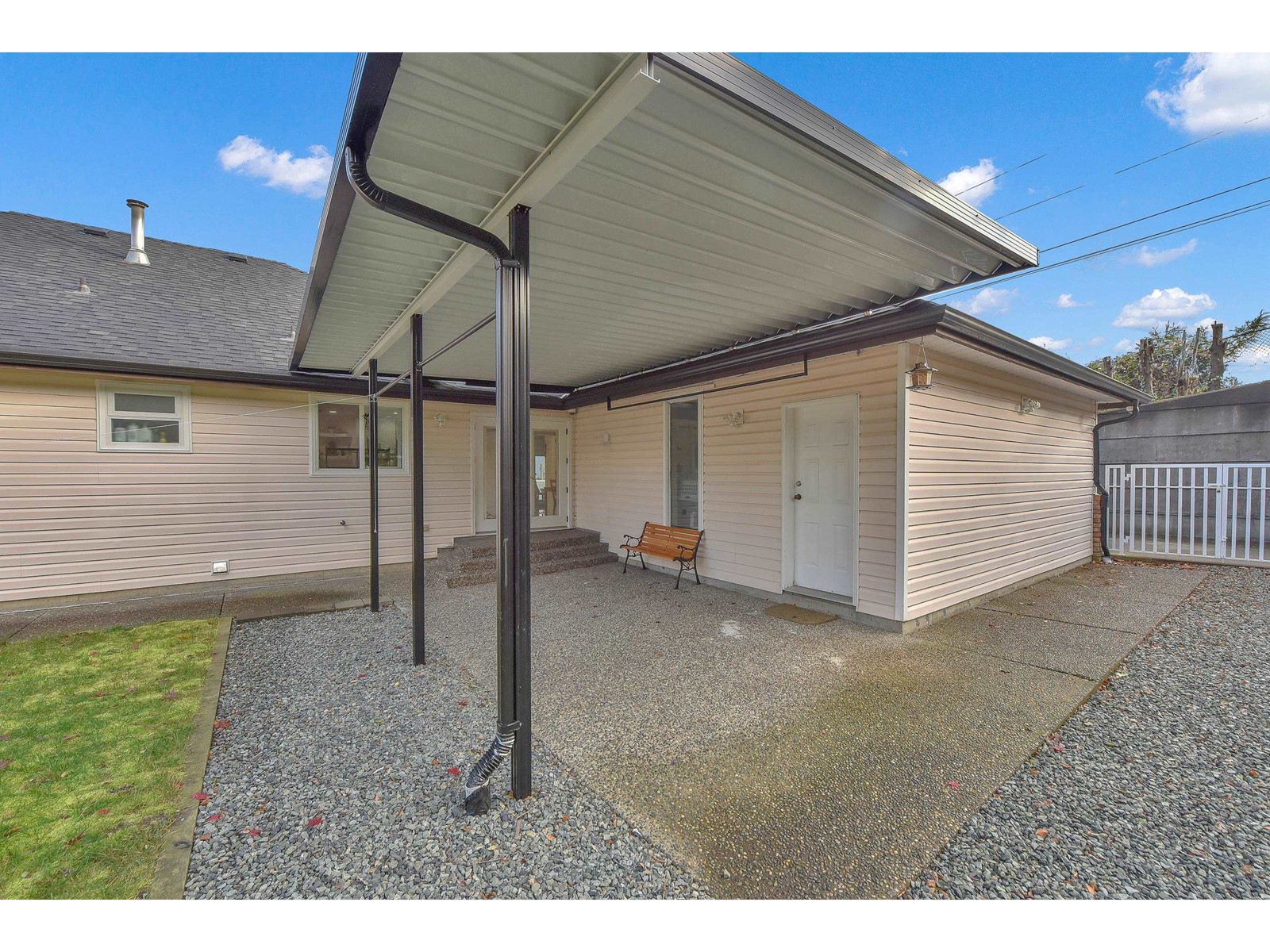 2215 Orchard Drive, Abbotsford, British Columbia  V3G 2B7 - Photo 30 - R3002150