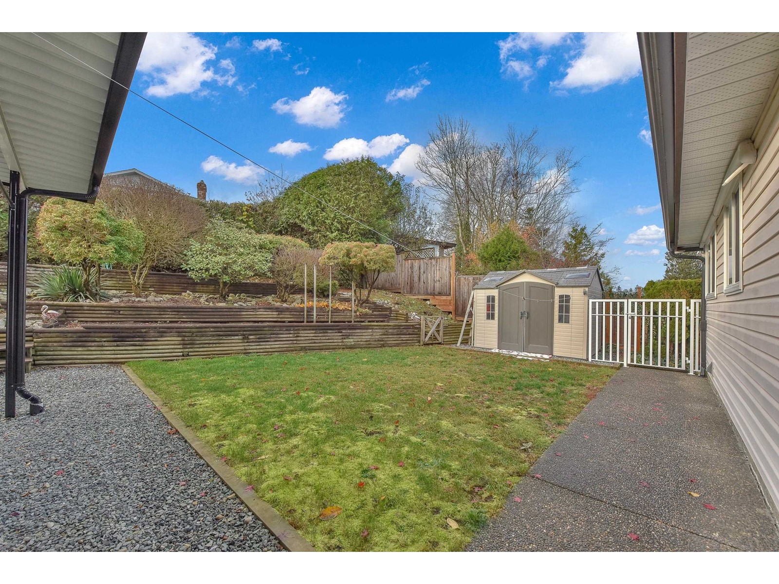2215 Orchard Drive, Abbotsford, British Columbia  V3G 2B7 - Photo 37 - R3002150