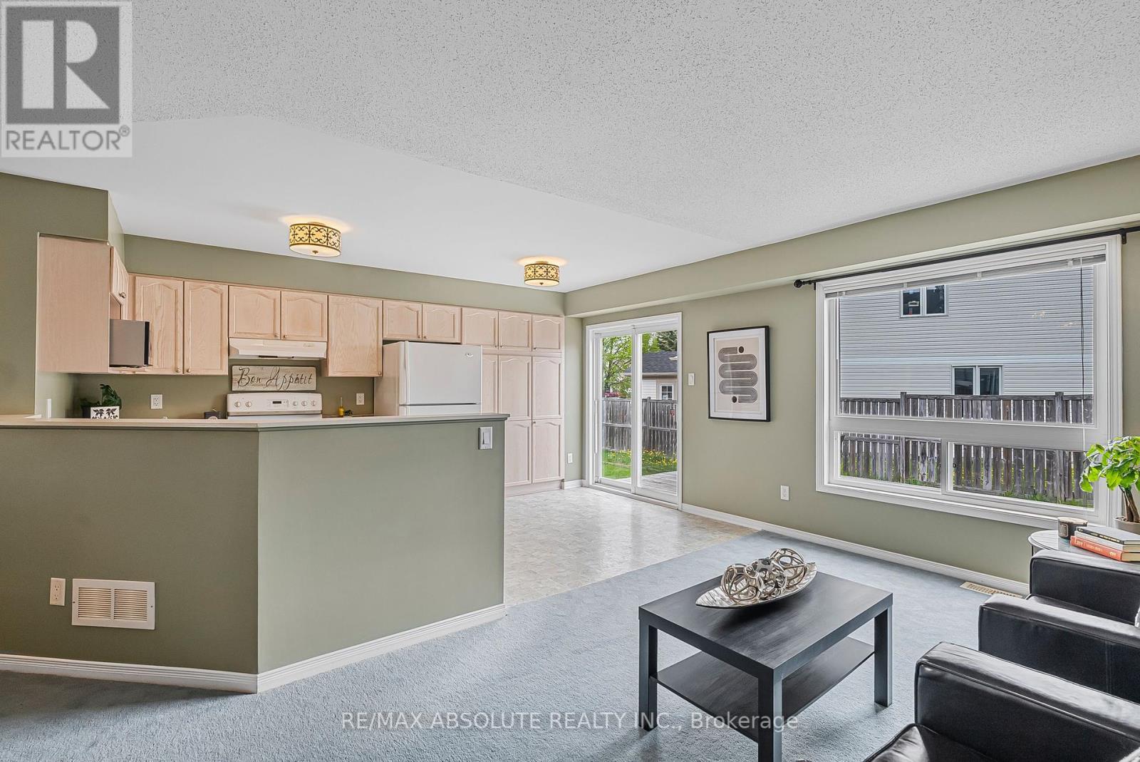 2056 Breezewood Street, Ottawa, Ontario  K4A 4S4 - Photo 11 - X12154740