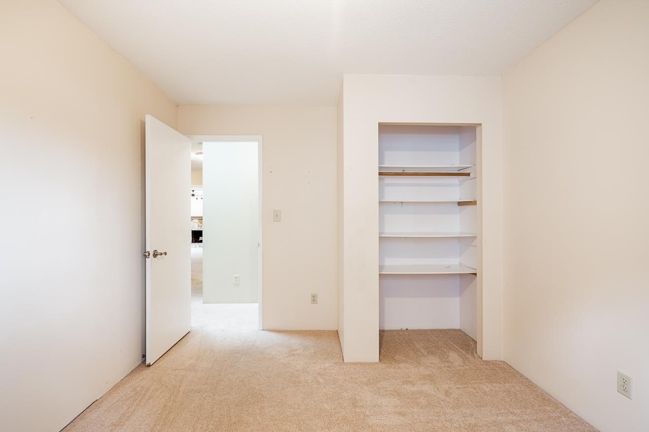 16112 10 Avenue, Surrey, British Columbia  V4A 1A8 - Photo 25 - R3003735
