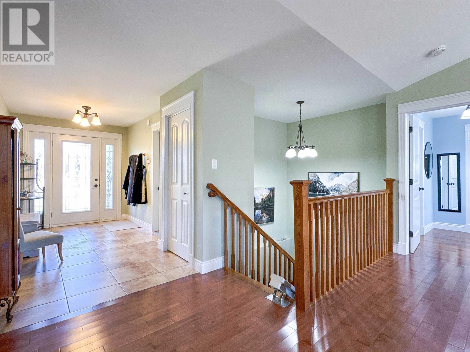 Property at 29 Newsons Court image 3