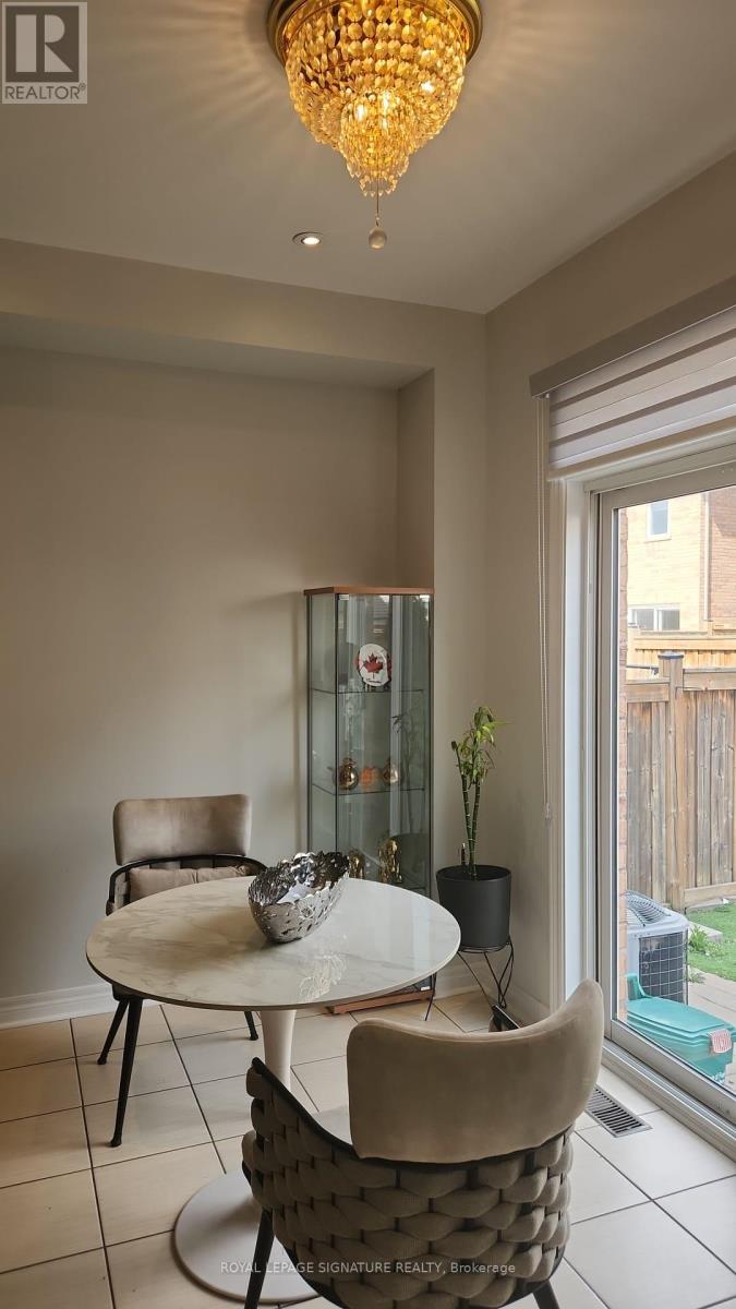 Upper - 53 Baby Pointe Trail, Brampton, Ontario  L7A 0G2 - Photo 7 - W12110541