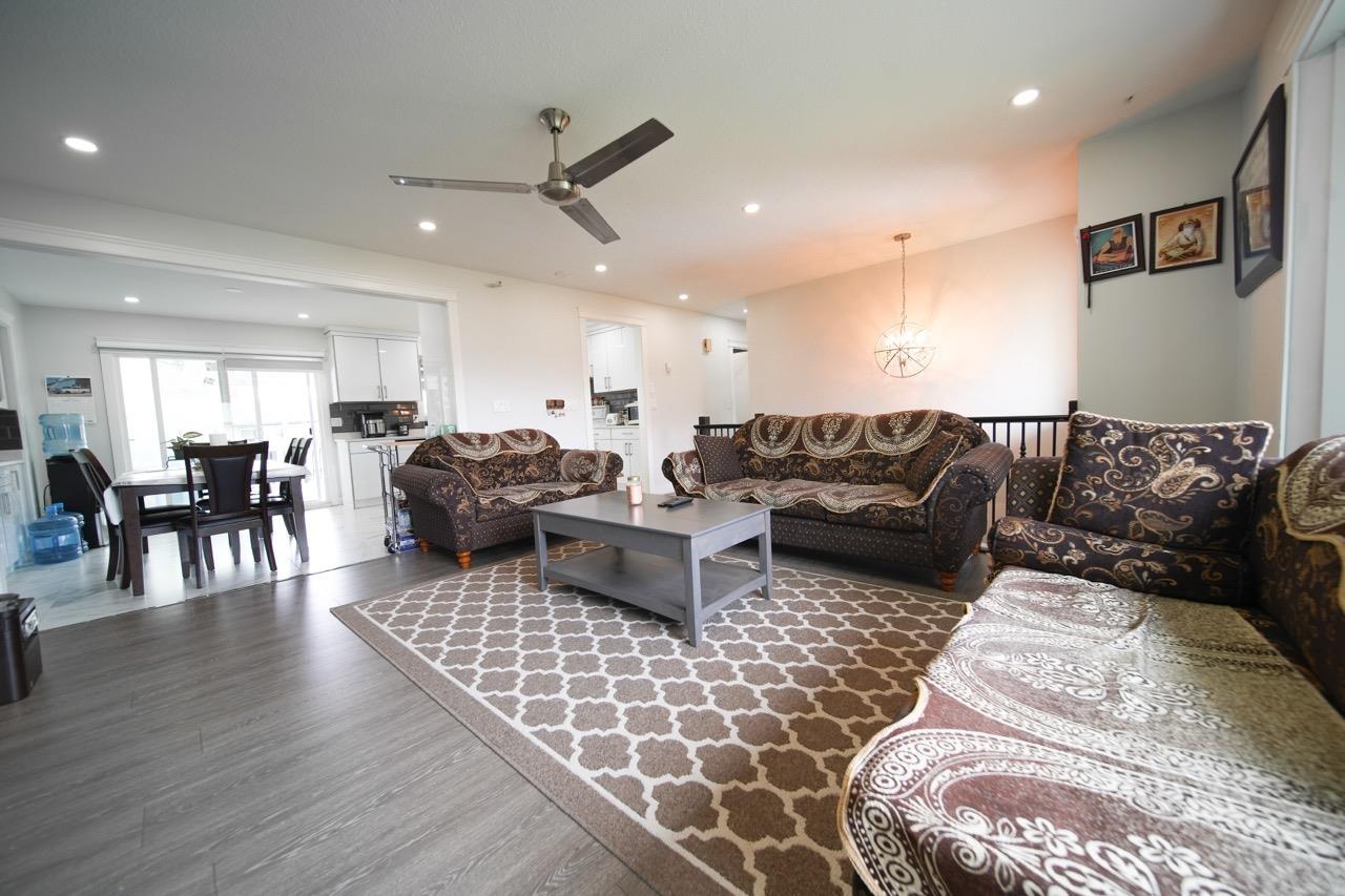 Property at 33464 KINGSLEY TERRACE image 4