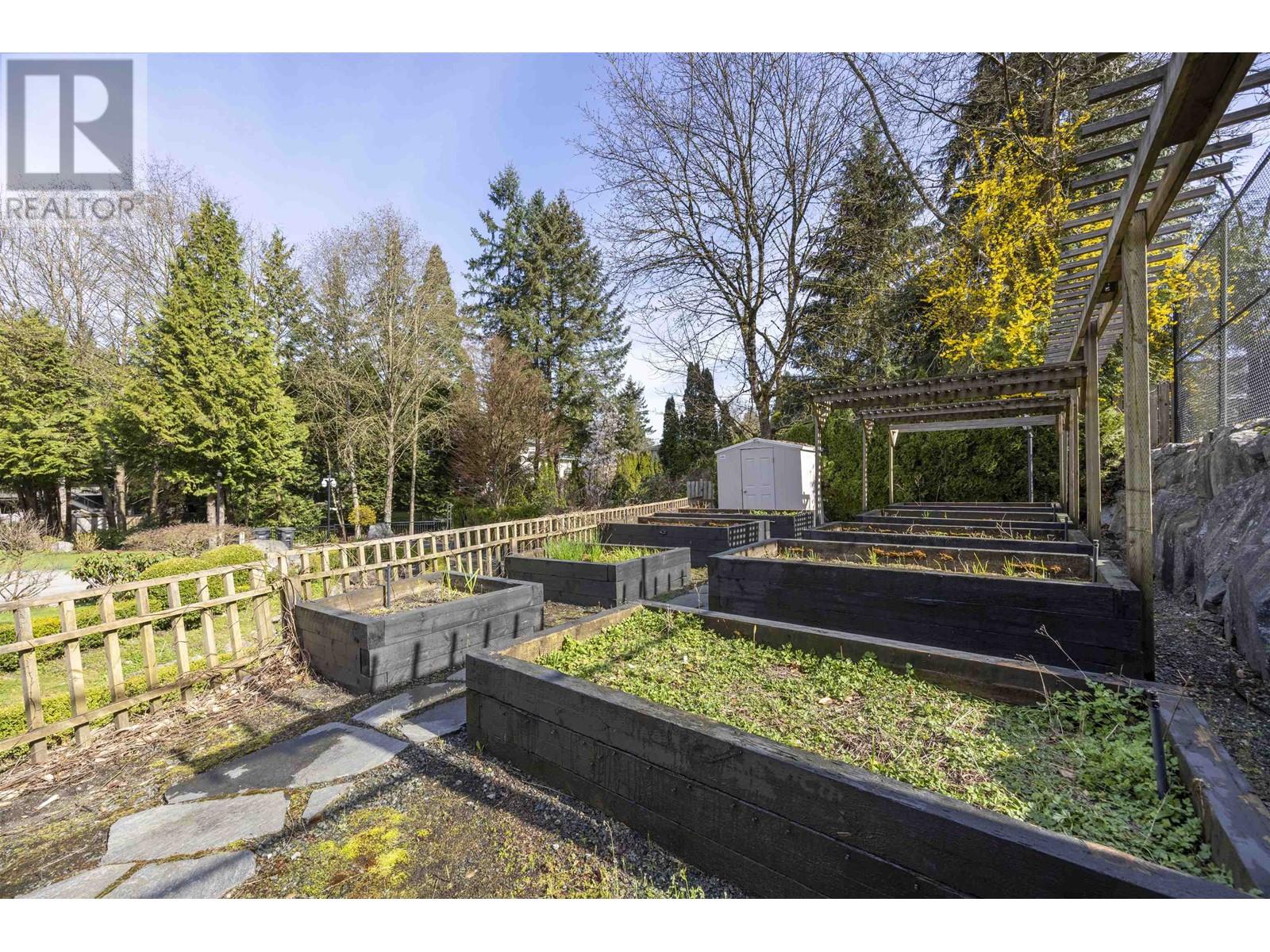 5753 5777 Buckingham Avenue, Burnaby, British Columbia  V5E 2A2 - Photo 36 - R3003023