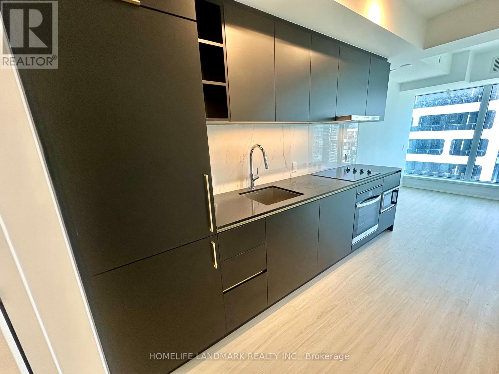 4208 - 8 Wellesley Street W, Toronto, Ontario  M4Y 0J5 - Photo 3 - C12154741