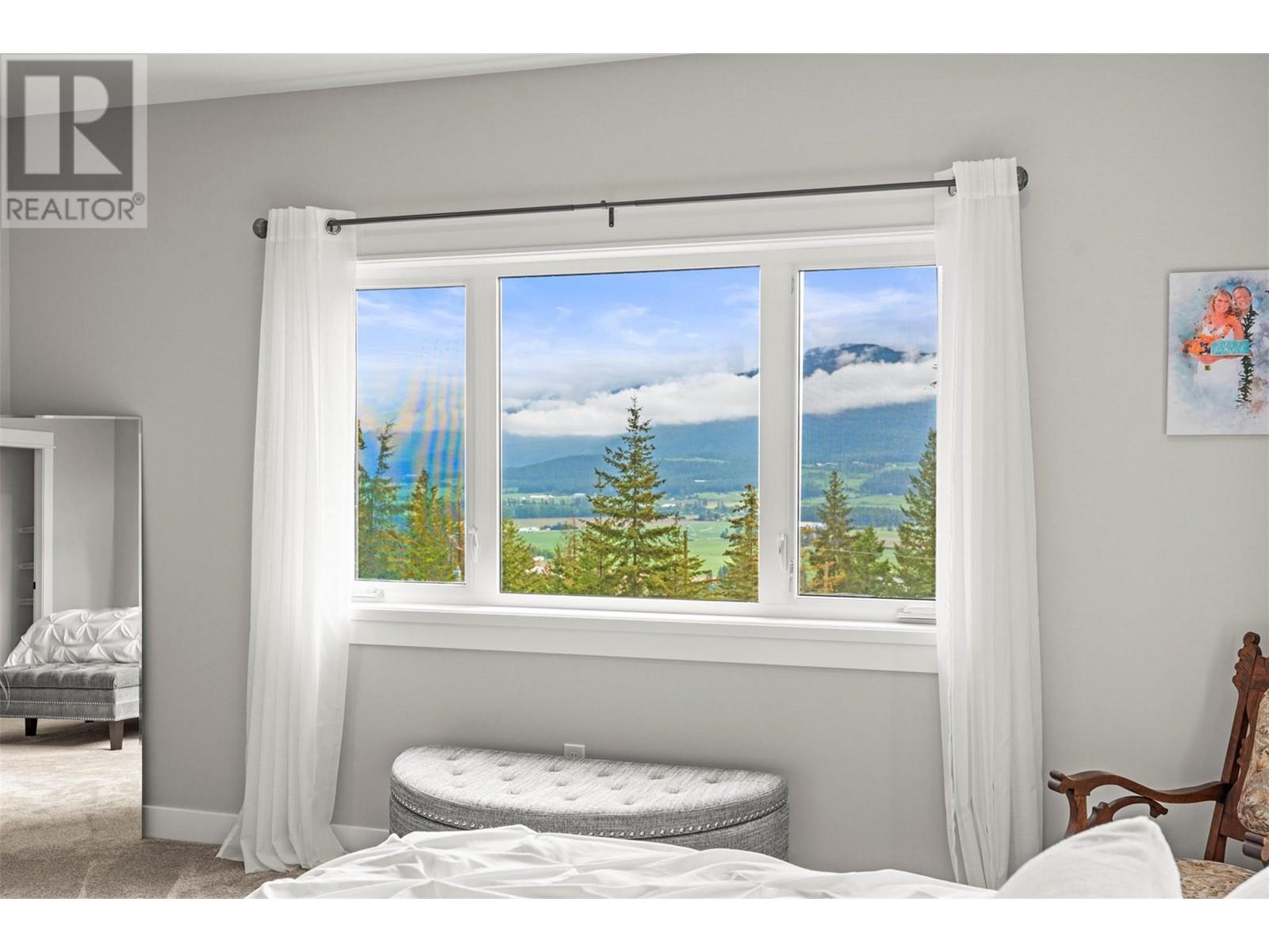 307 Oxbow Place, Enderby, British Columbia  V4Y 4G2 - Photo 36 - 10347713