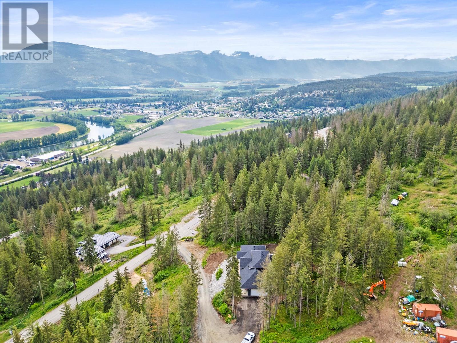 307 Oxbow Place, Enderby, British Columbia  V4Y 4G2 - Photo 76 - 10347713