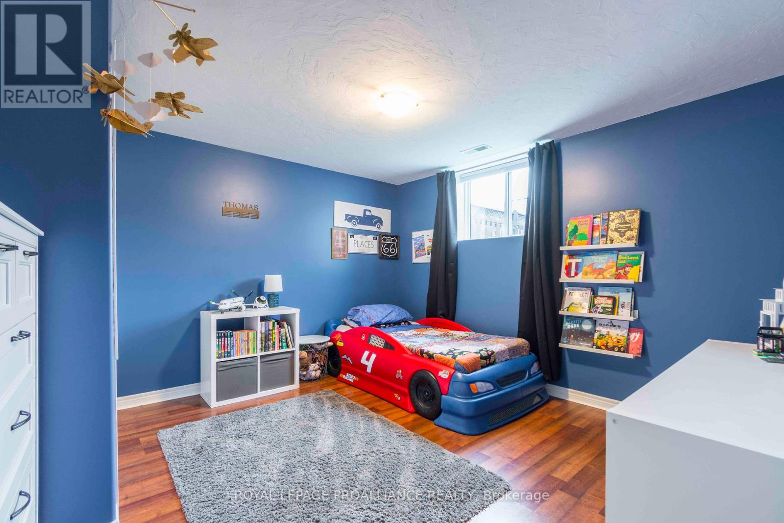 35 Belvedere Road, Quinte West, Ontario  K8V 4A9 - Photo 10 - X12154857