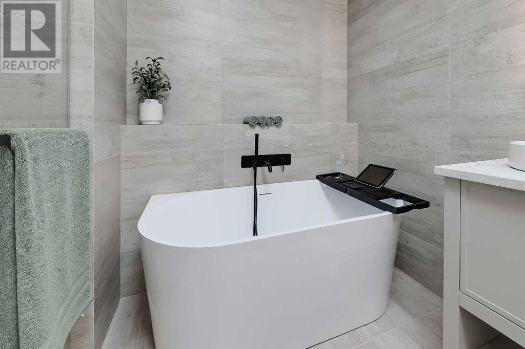2322 54 Avenue Sw, Calgary, Alberta  T3E 1M1 - Photo 37 - A2217970