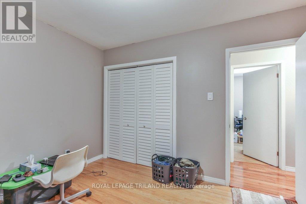 4 Maxwell Crescent, London North (North H), Ontario  N5X 1Z1 - Photo 14 - X12154815