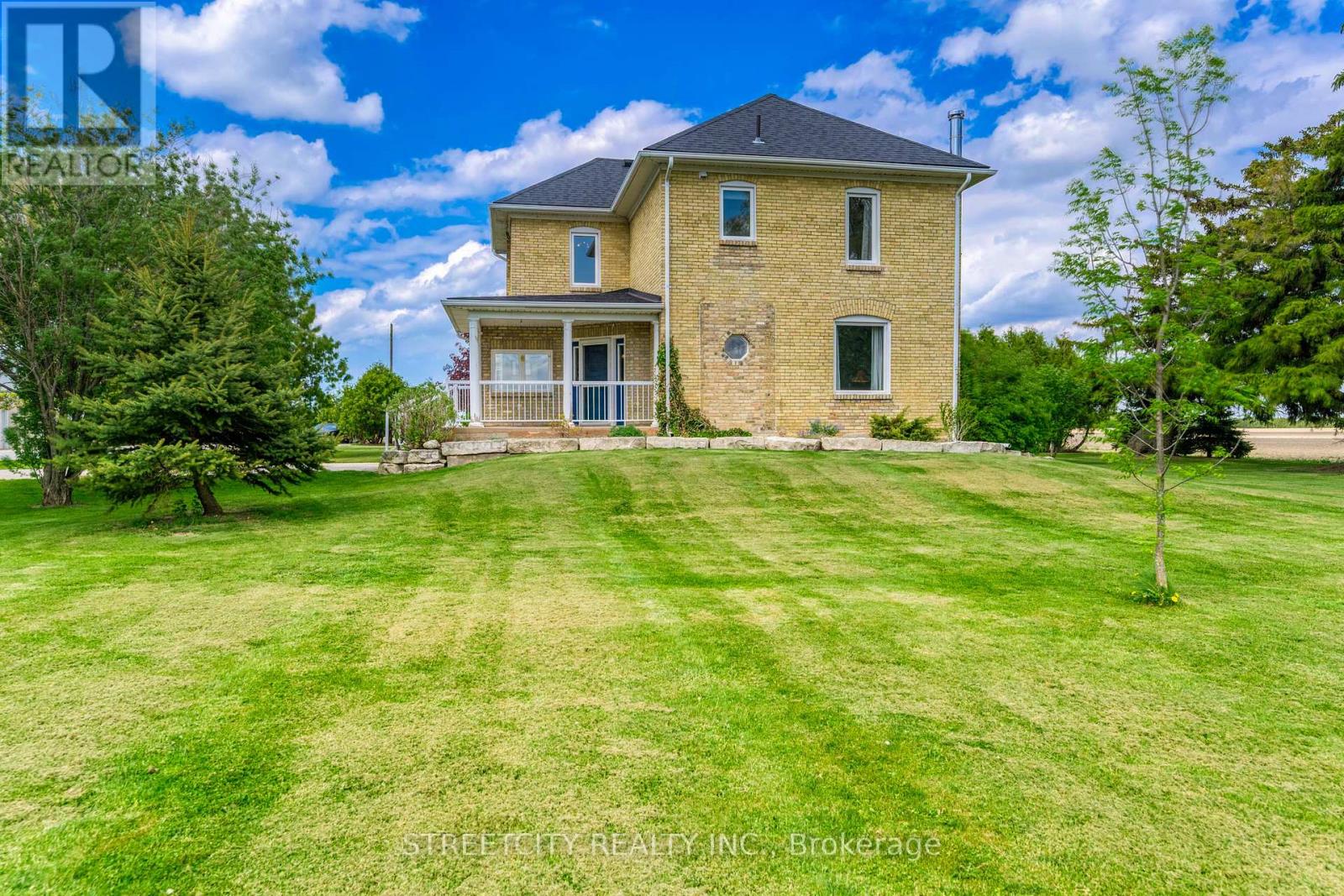 5458 DOUGLAS LINE, Plympton-Wyoming, Ontario