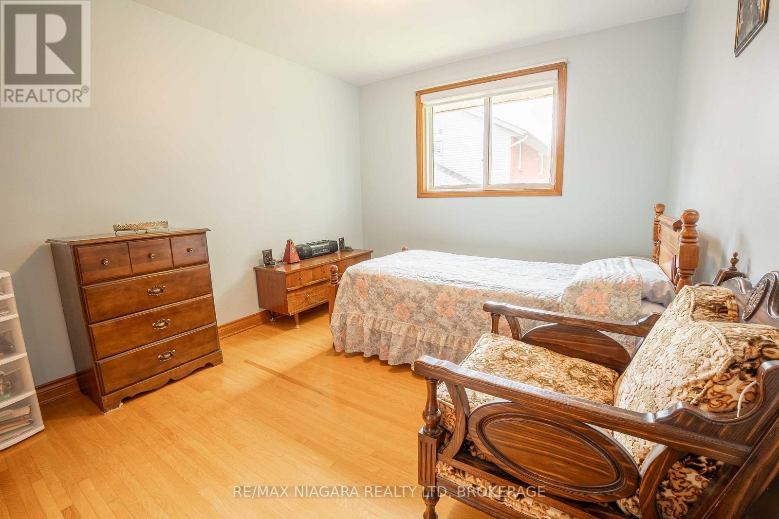 12 Fern Gate, Pelham, Ontario  L0S 1E4 - Photo 21 - X12154789