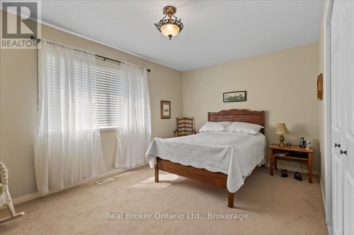 51 Hollinrake Avenue, Brant, Ontario  N3T 0B6 - Photo 19 - X12154781