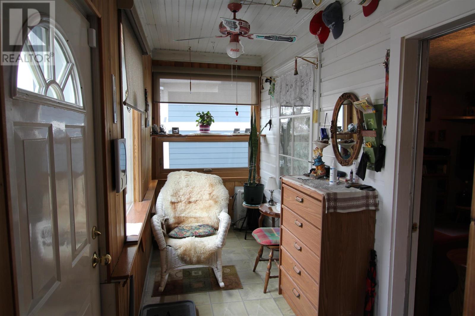Property at 359 Dufferin ST image 3