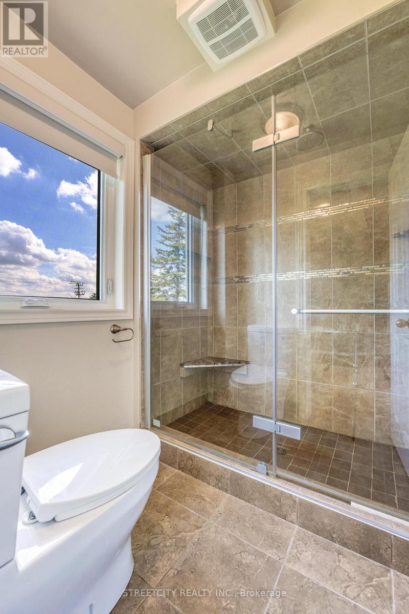 5458 Douglas Line, Plympton-Wyoming, Ontario  N0N 1J0 - Photo 45 - X12154876