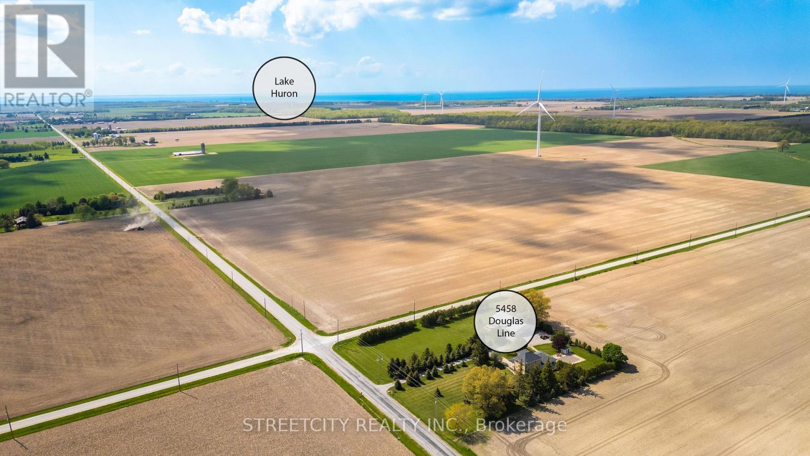 5458 Douglas Line, Plympton-Wyoming, Ontario  N0N 1J0 - Photo 50 - X12154876