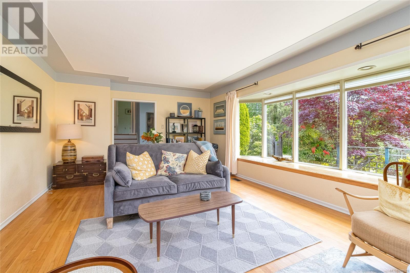2195 Ferndale Rd, Saanich, British Columbia  V8N 2Z2 - Photo 9 - 999979