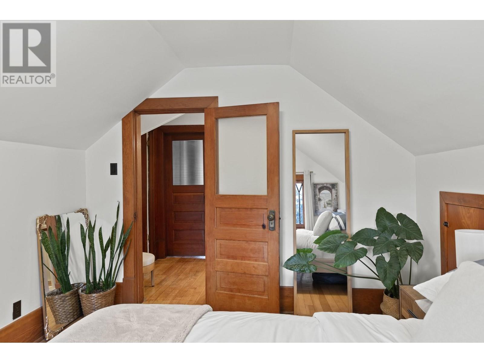 784 Lawrence Avenue, Kelowna, British Columbia  V1Y 6L9 - Photo 34 - 10348304