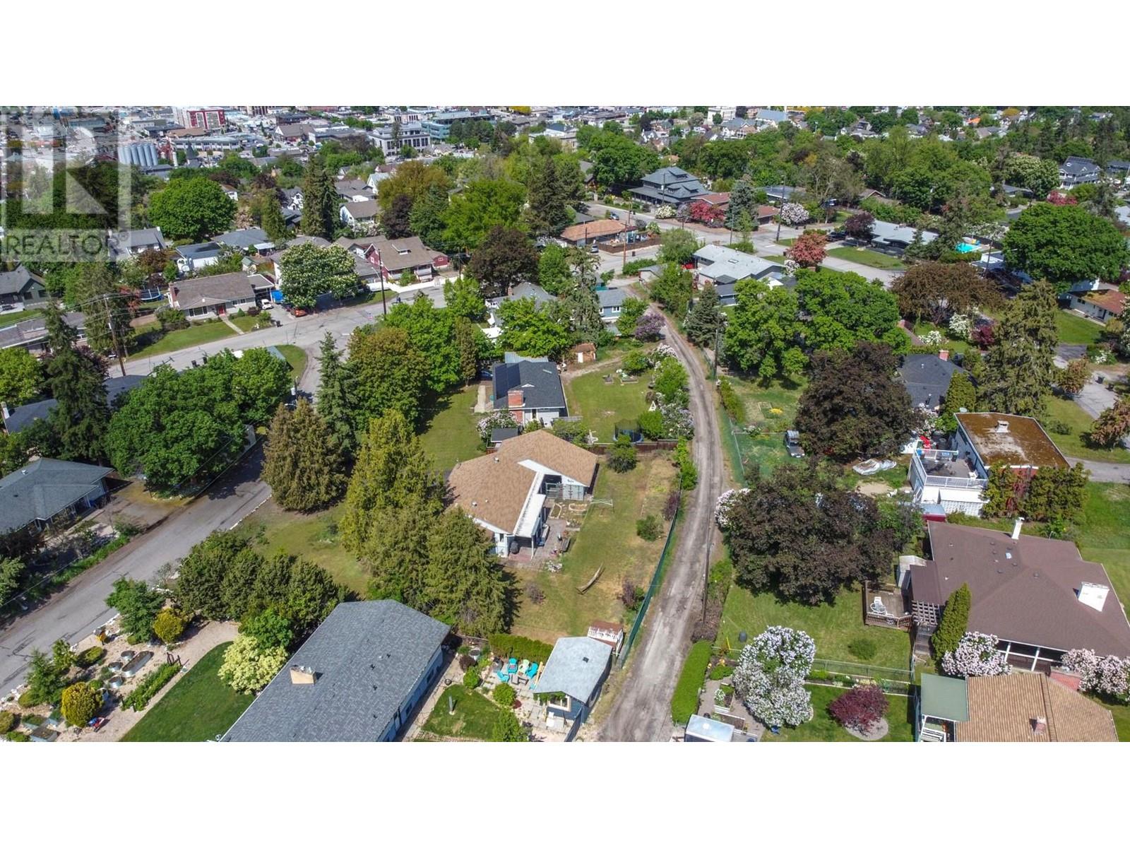 2103 27 Crescent, Vernon, British Columbia  V1T 1R5 - Photo 71 - 10347967