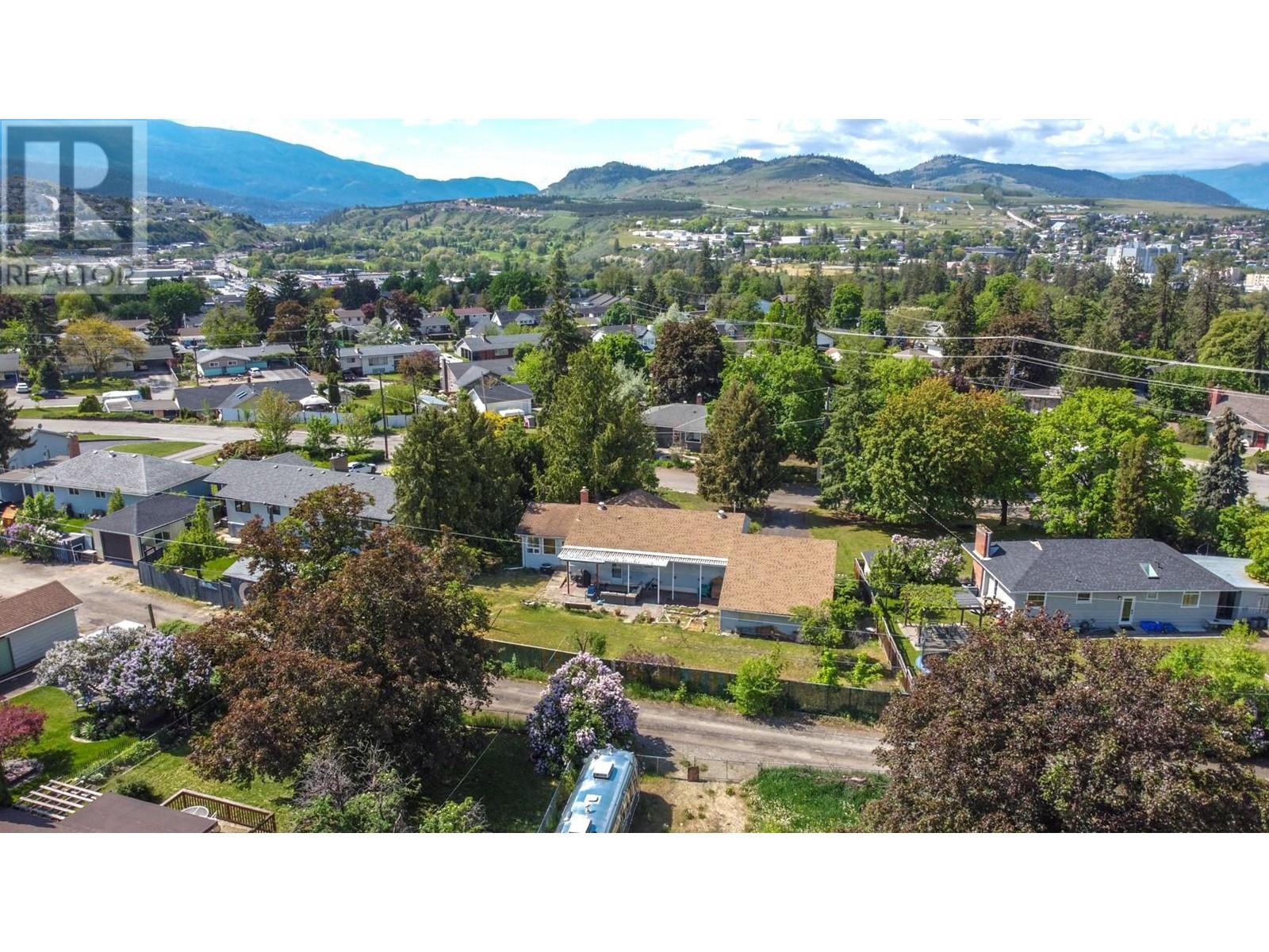 2103 27 Crescent, Vernon, British Columbia  V1T 1R5 - Photo 74 - 10347967
