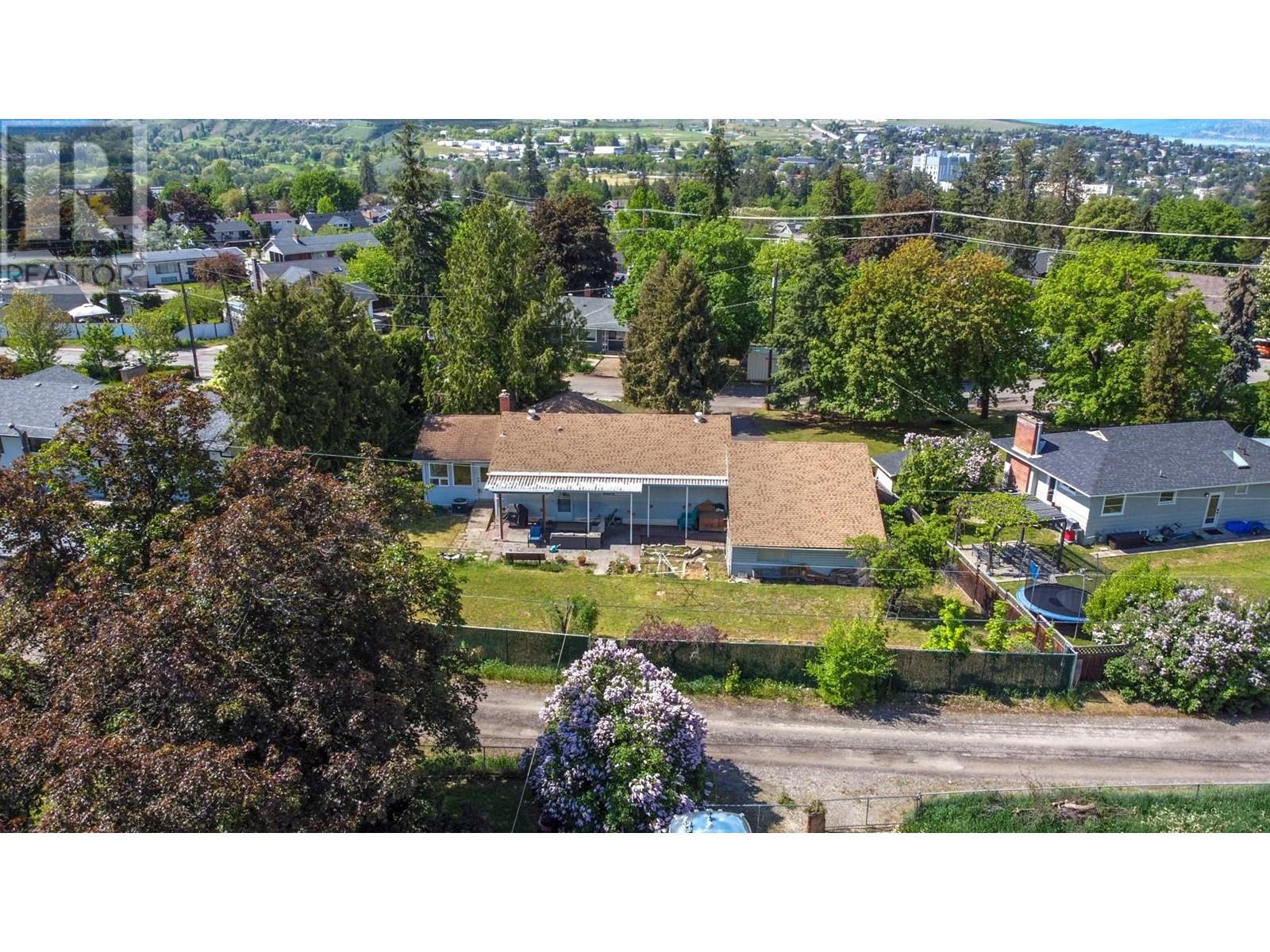 2103 27 Crescent, Vernon, British Columbia  V1T 1R5 - Photo 78 - 10347967