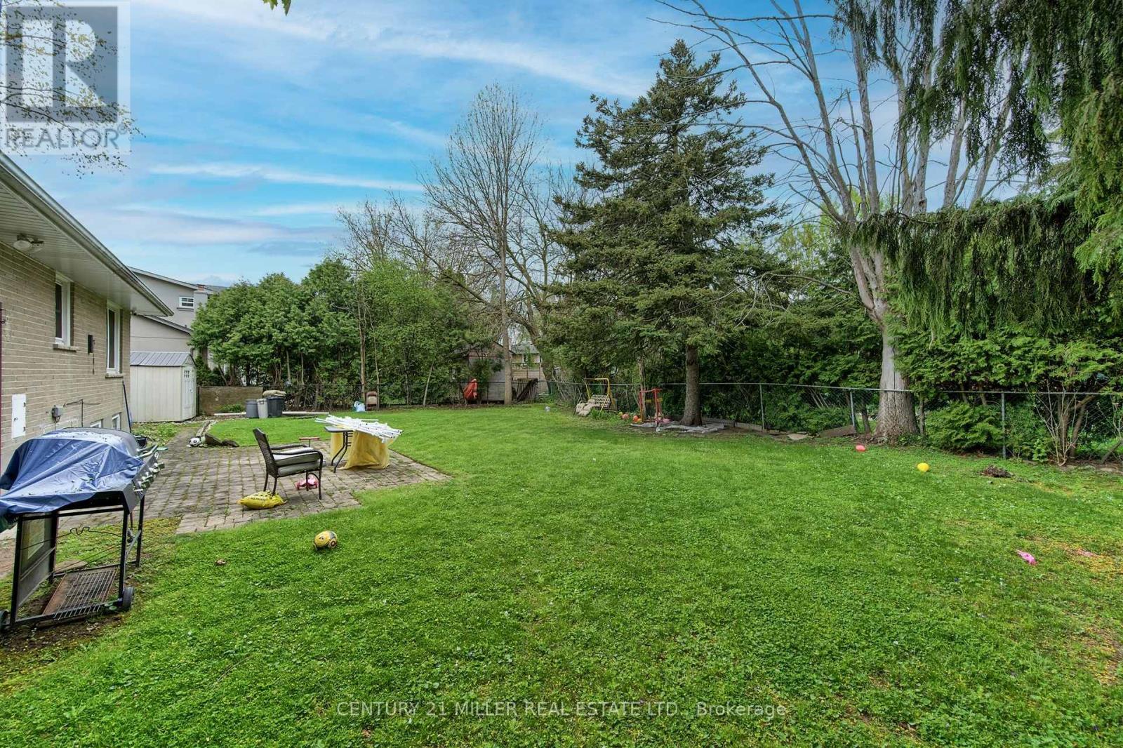 1171 Sarta Road, Oakville, Ontario  L6L 2P4 - Photo 8 - W12154716