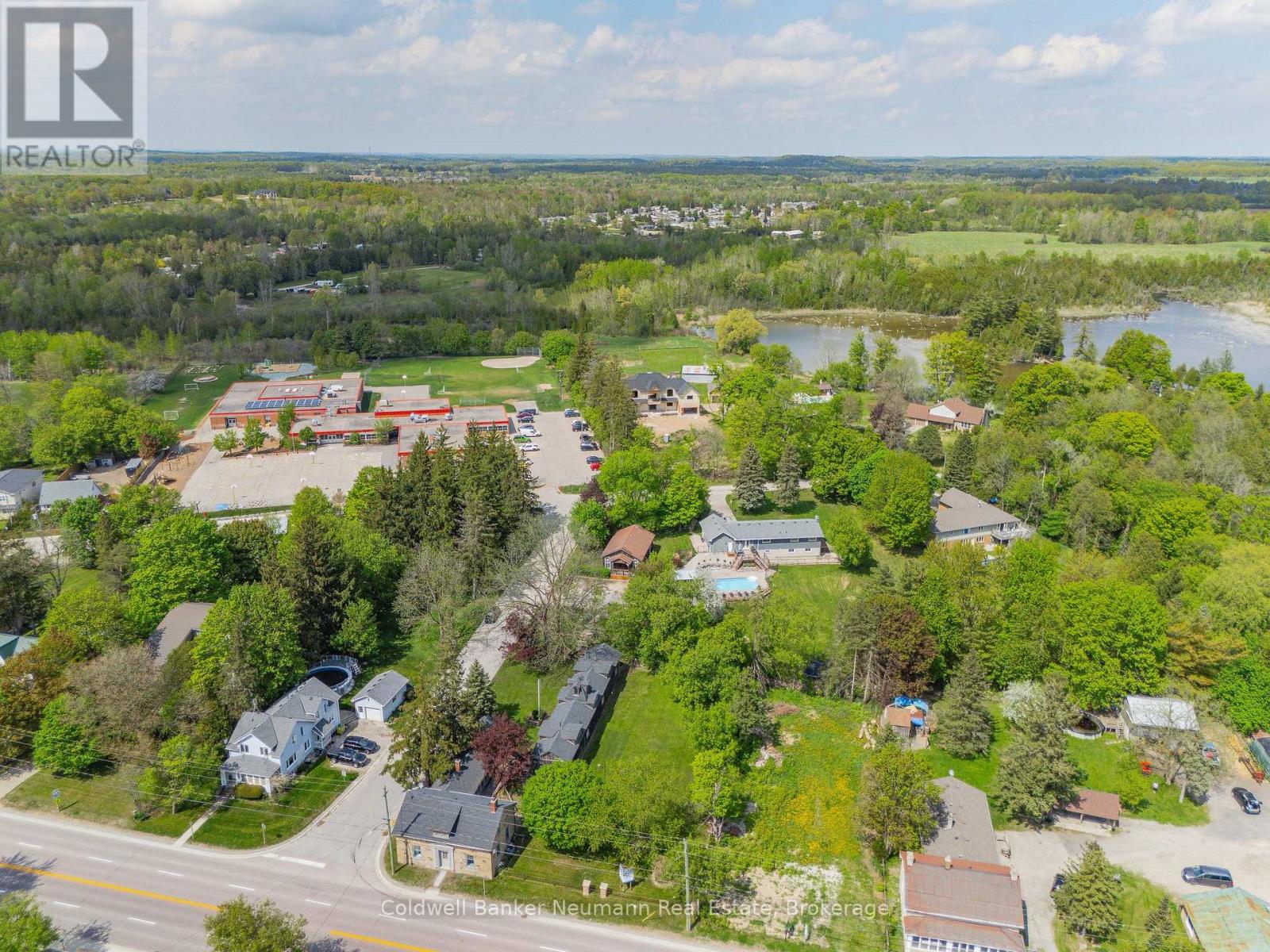 52 Brock Road S, Puslinch, Ontario  N0B 2J0 - Photo 42 - X12154745