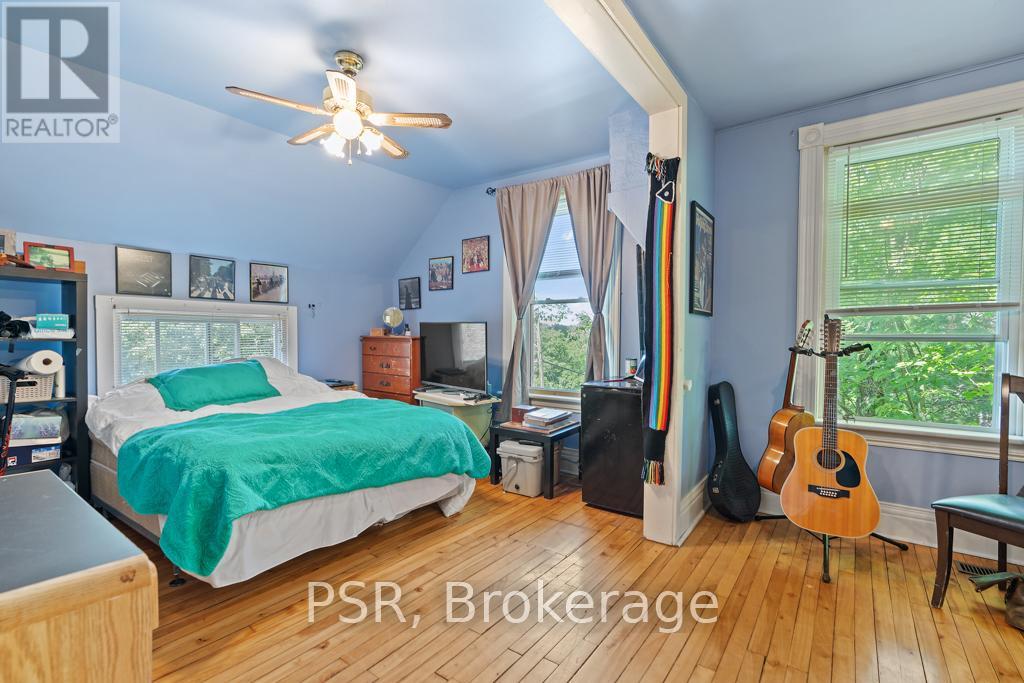1020 Bala Falls Road, Muskoka Lakes, Ontario  P0C 1A0 - Photo 25 - X12154774