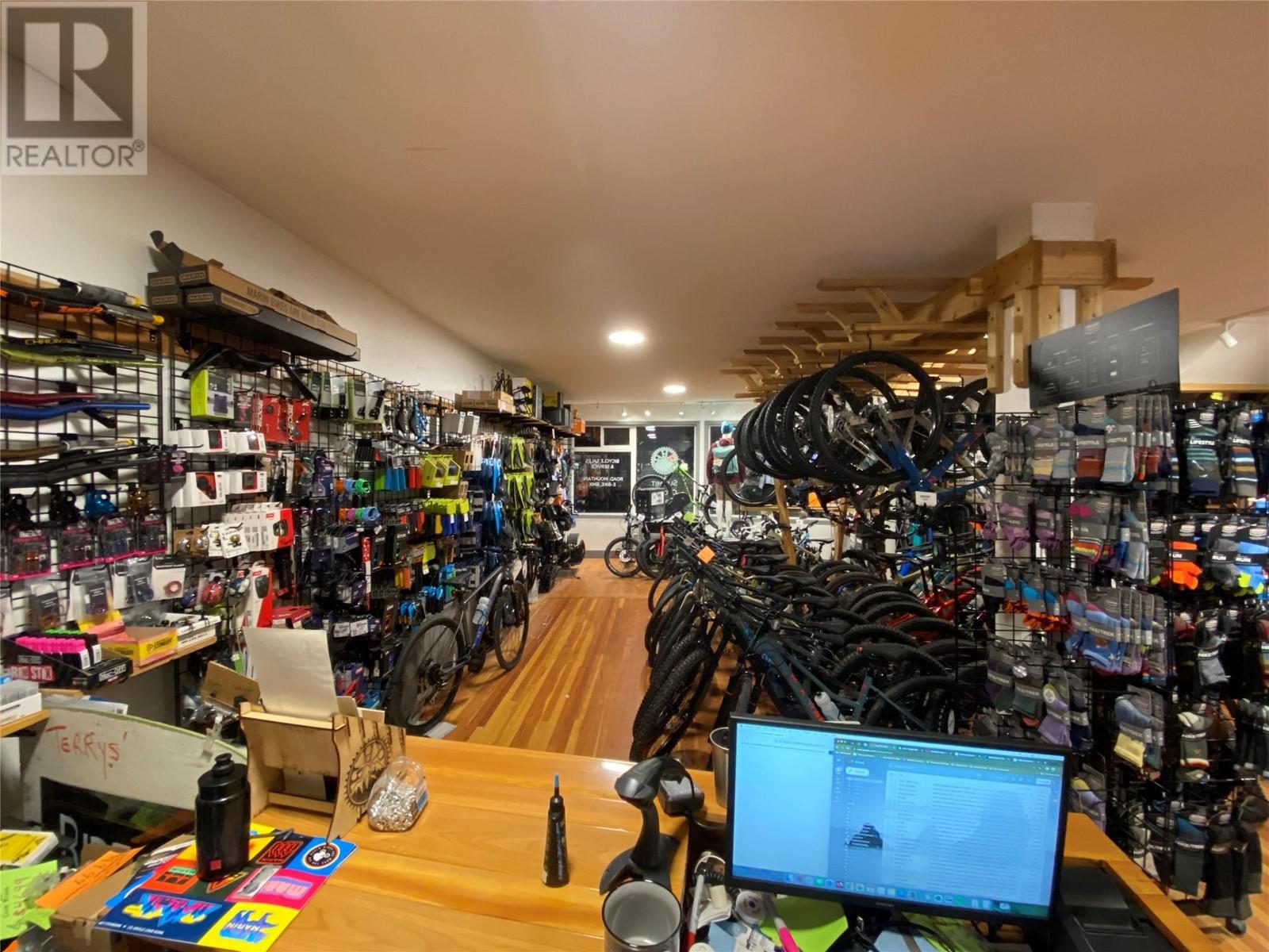 1021 Canyon Street, Creston, British Columbia V0B 1G0 - Photo 7 - 10348146