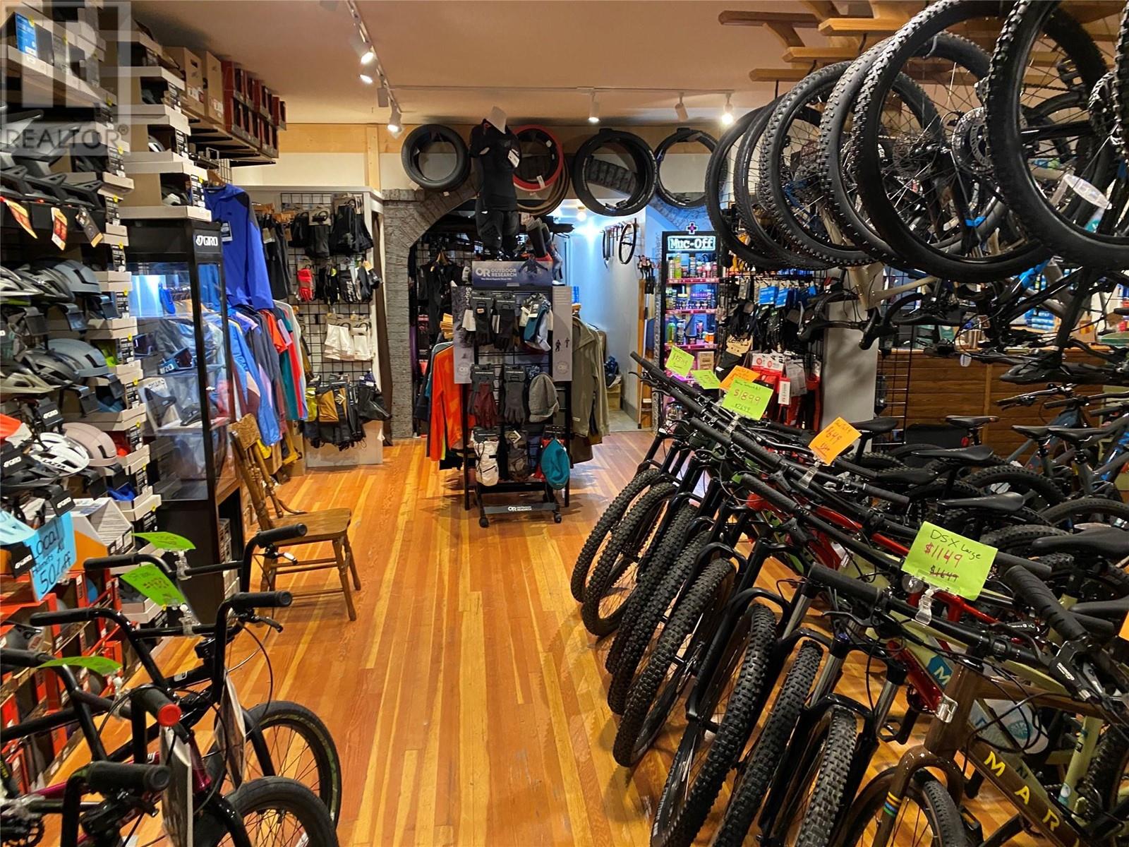 1021 Canyon Street, Creston, British Columbia V0B 1G0 - Photo 5 - 10348146