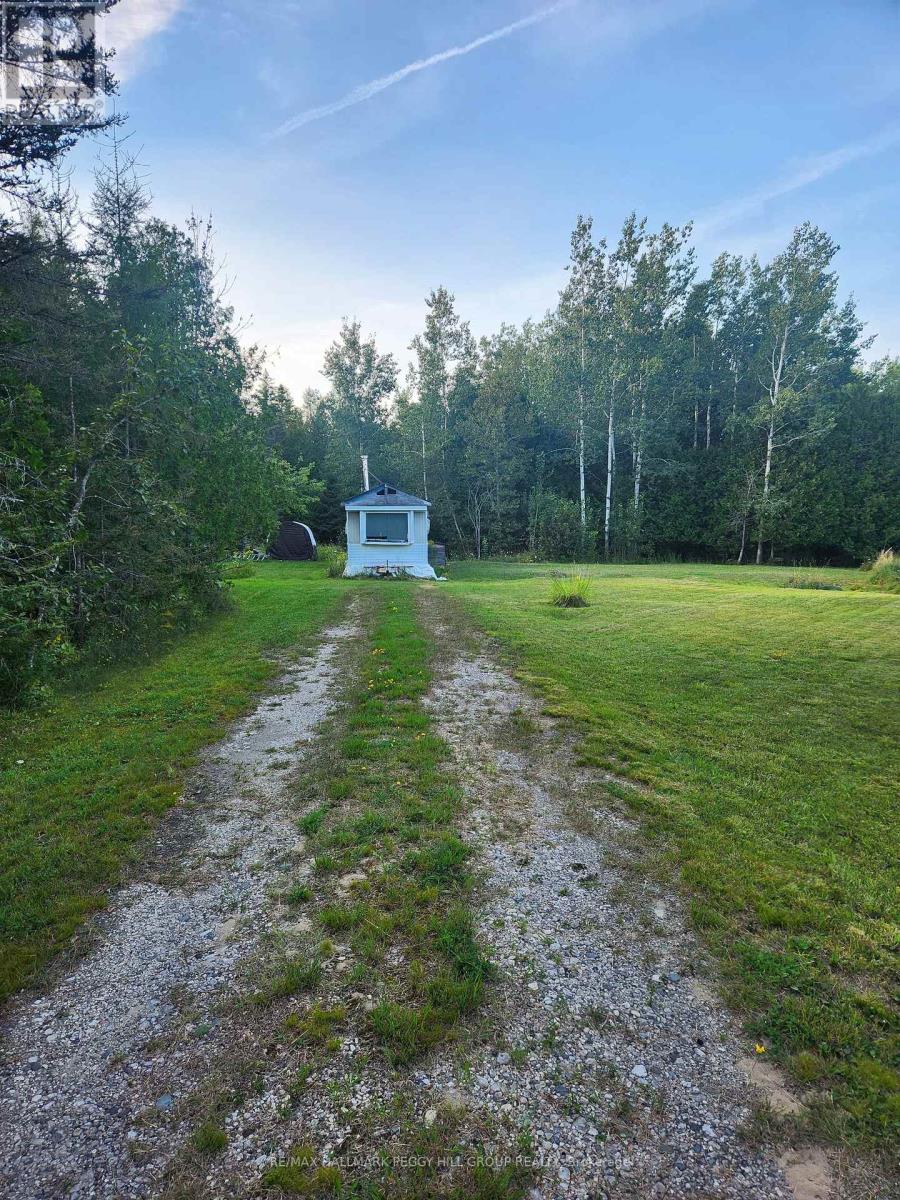 20250 Highway 540, Gore Bay, Ontario  P0P 1H0 - Photo 3 - X12154667