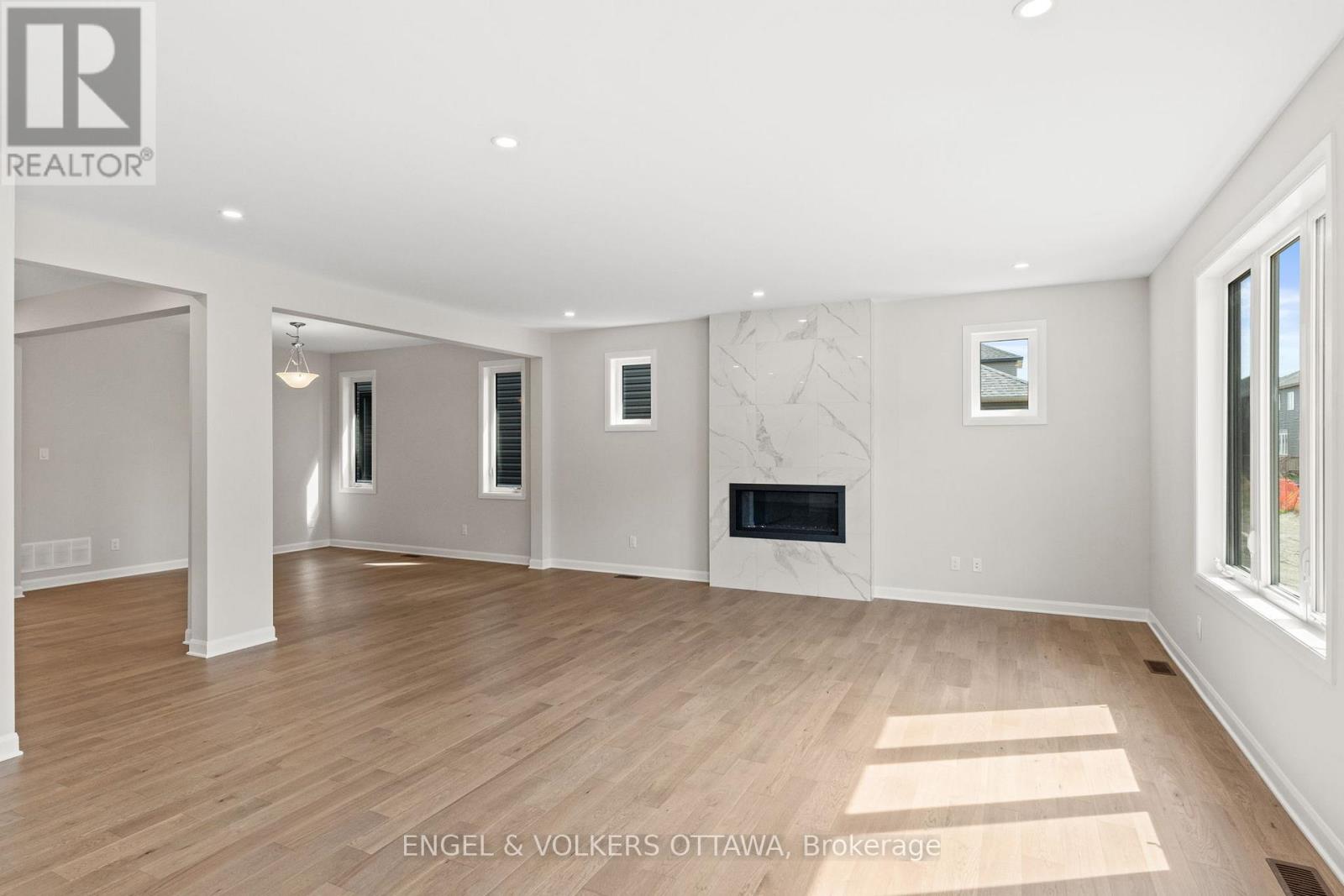119 D'arleux Place, Ottawa, Ontario  K4M 0M7 - Photo 11 - X12154791