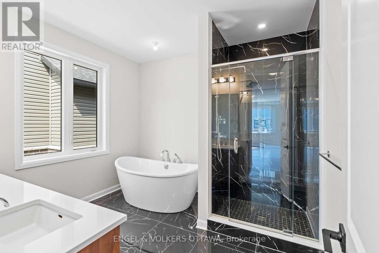 119 D'arleux Place, Ottawa, Ontario  K4M 0M7 - Photo 19 - X12154791