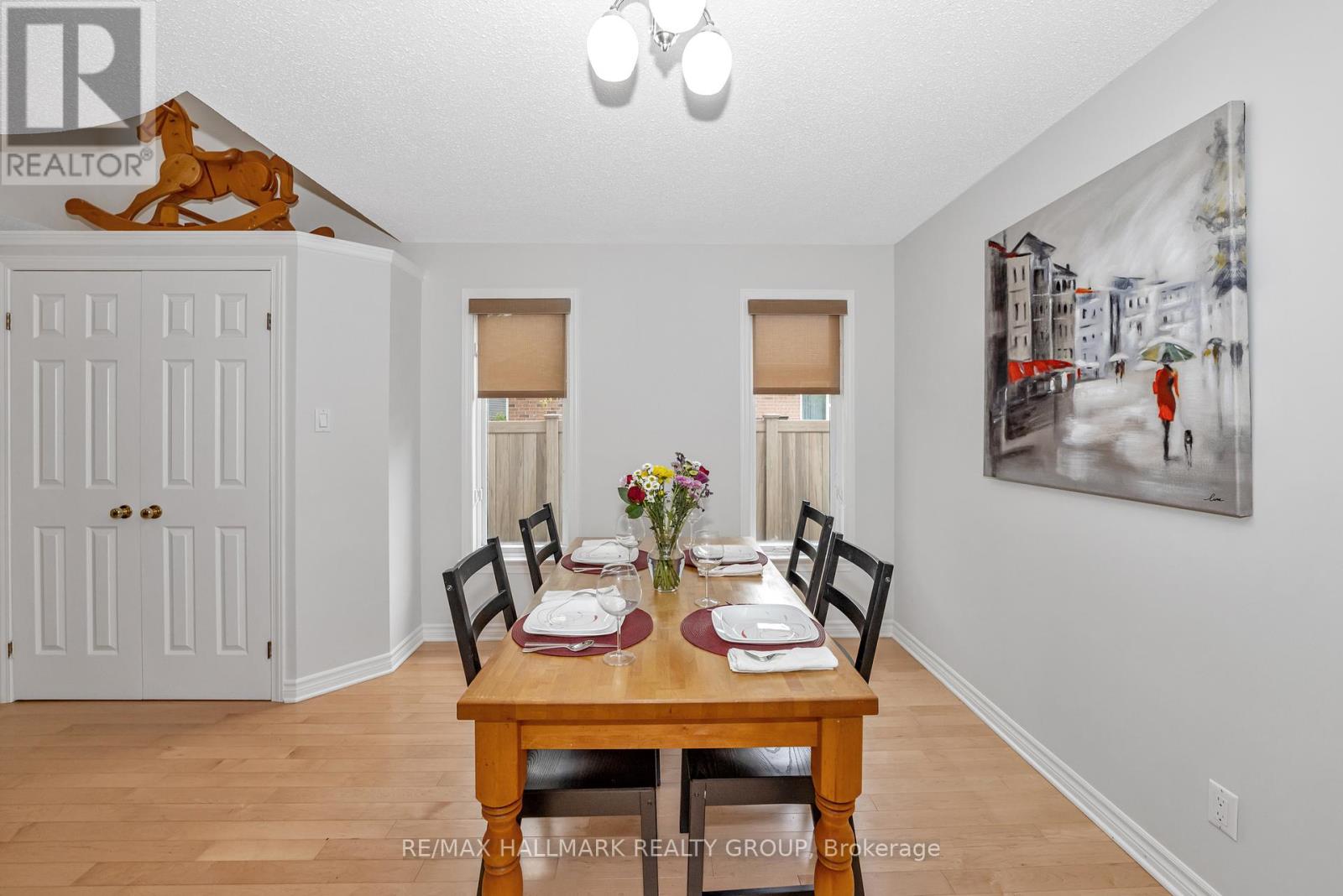 61 Kimberwick Crescent, Ottawa, Ontario  K1V 0W6 - Photo 19 - X12154894
