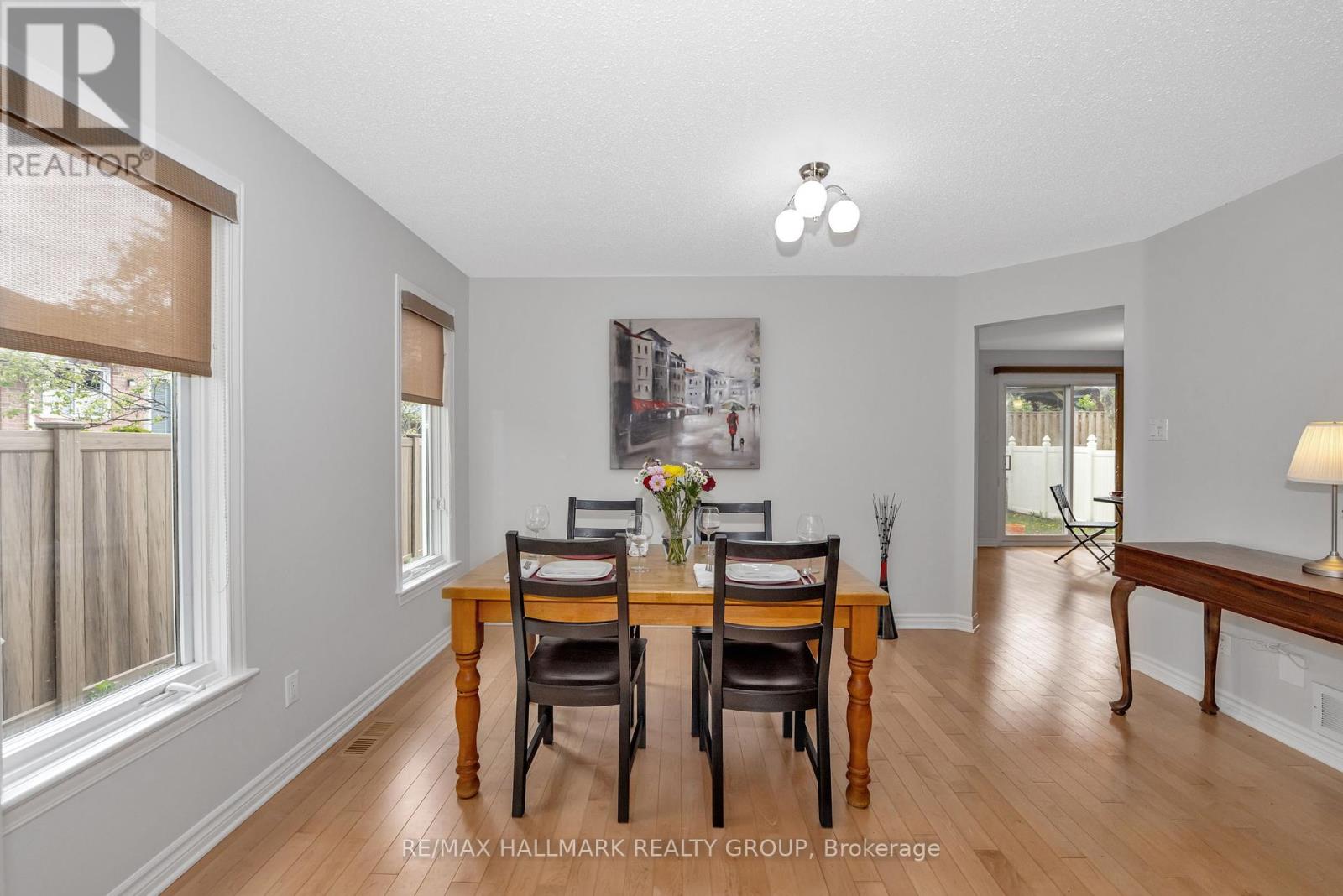 61 Kimberwick Crescent, Ottawa, Ontario  K1V 0W6 - Photo 20 - X12154894