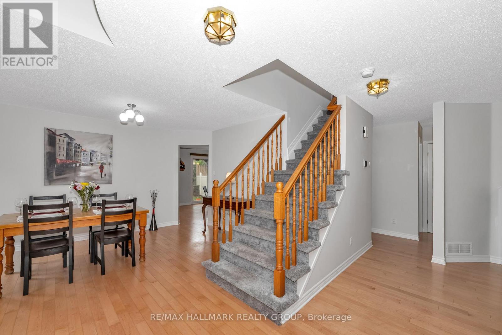 61 Kimberwick Crescent, Ottawa, Ontario  K1V 0W6 - Photo 25 - X12154894