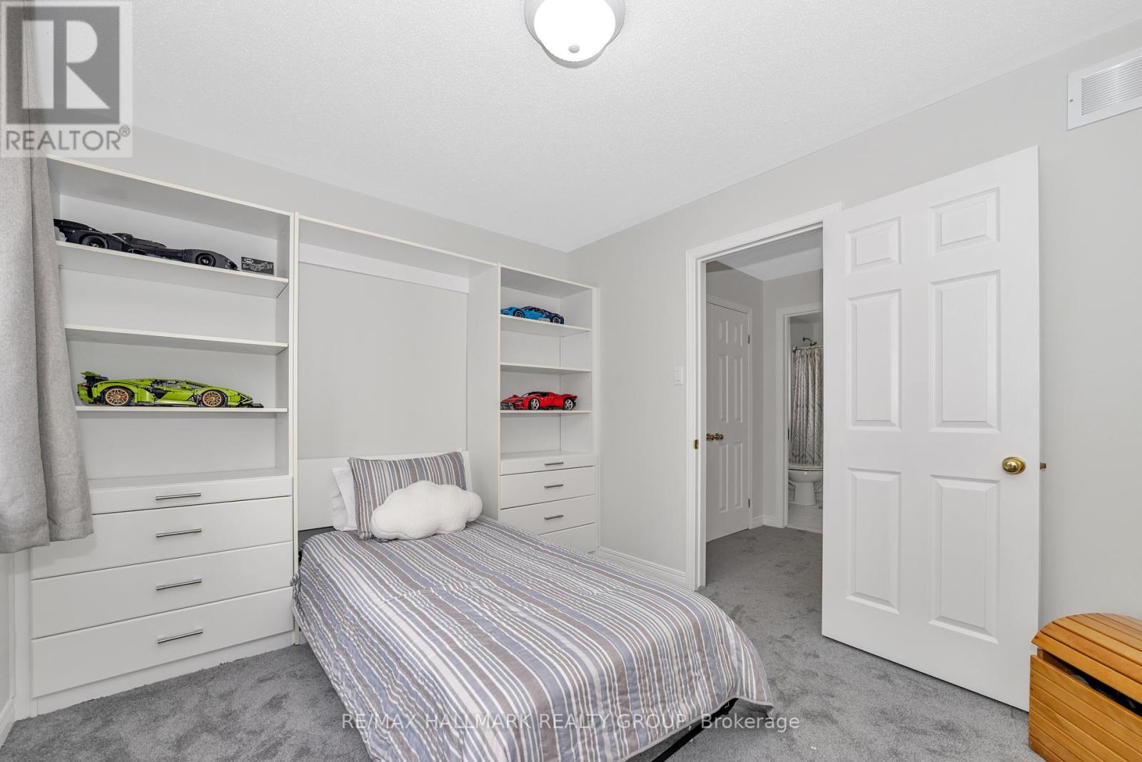 61 Kimberwick Crescent, Ottawa, Ontario  K1V 0W6 - Photo 36 - X12154894