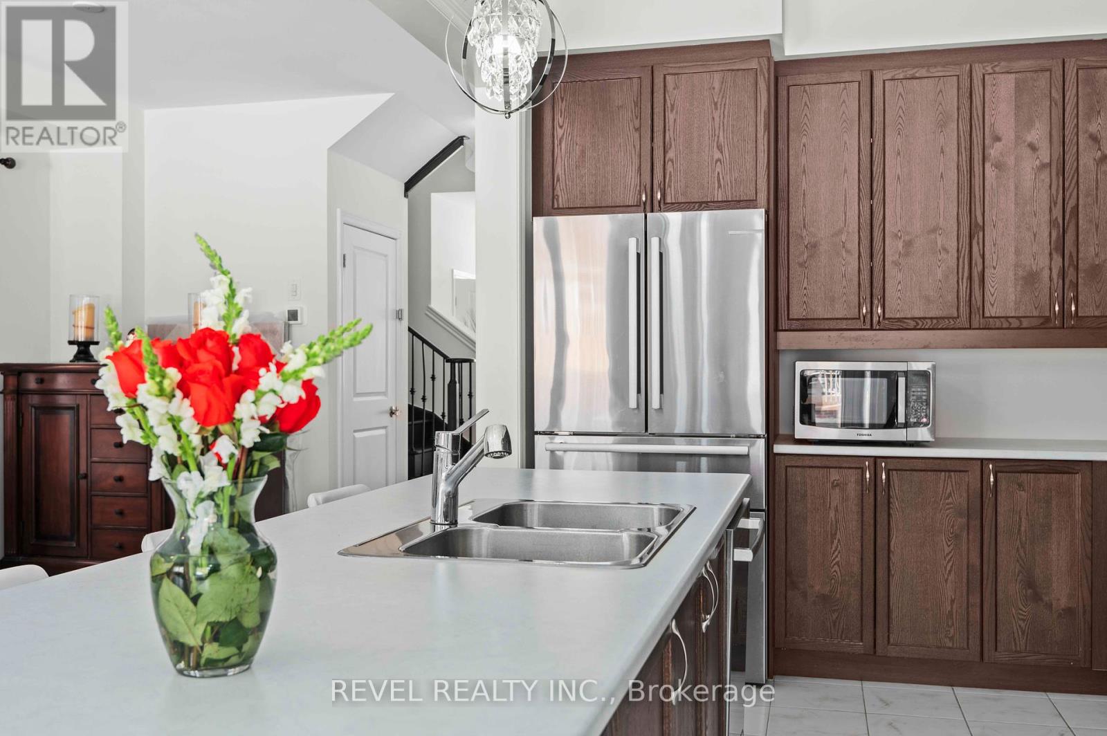 Property at 212 BARNETT DRIVE image 2