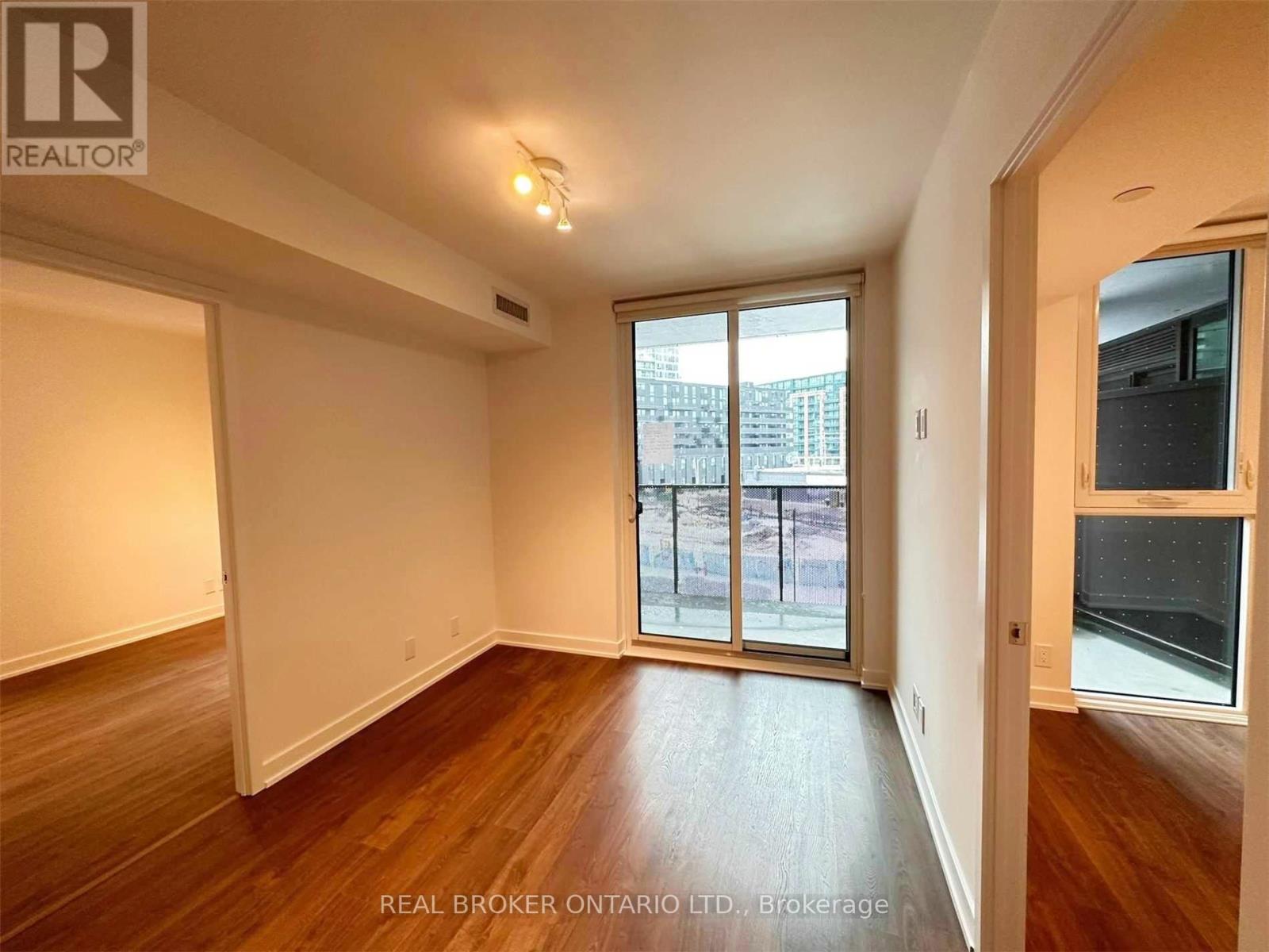 307 - 30 Tretti Way, Toronto, Ontario  M3H 0E3 - Photo 4 - C12124057