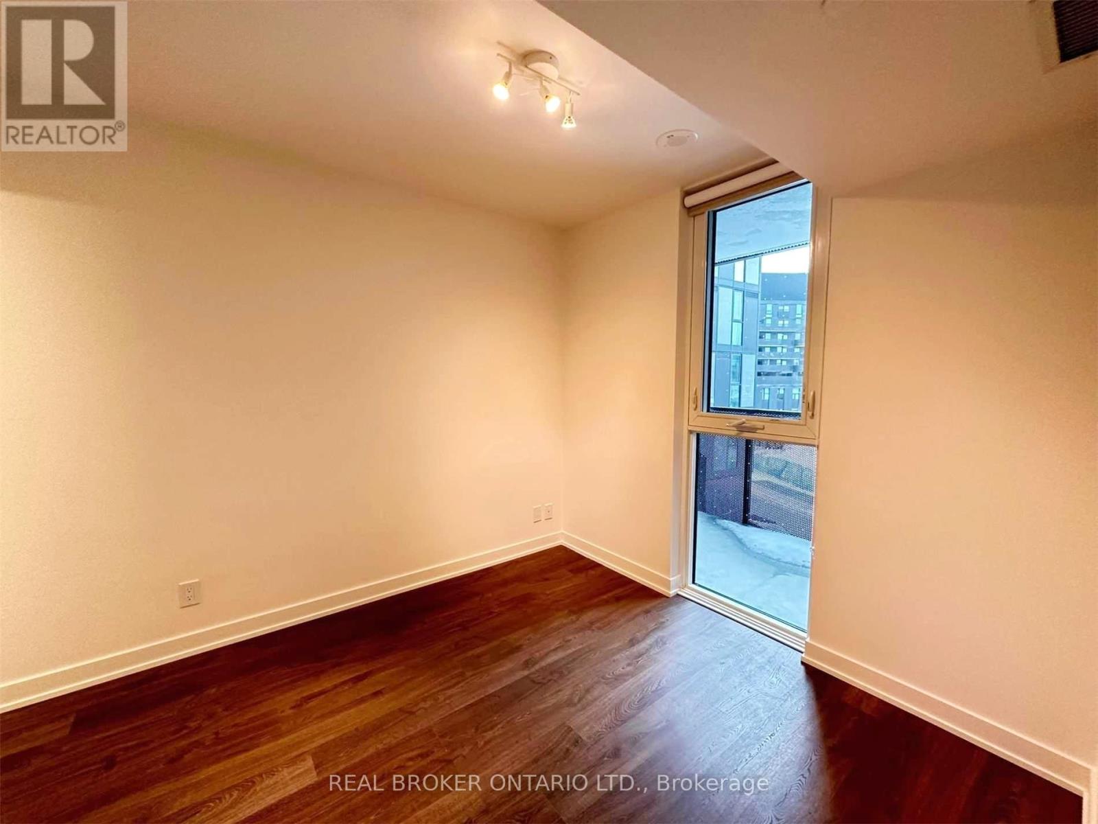 307 - 30 Tretti Way, Toronto, Ontario  M3H 0E3 - Photo 7 - C12124057