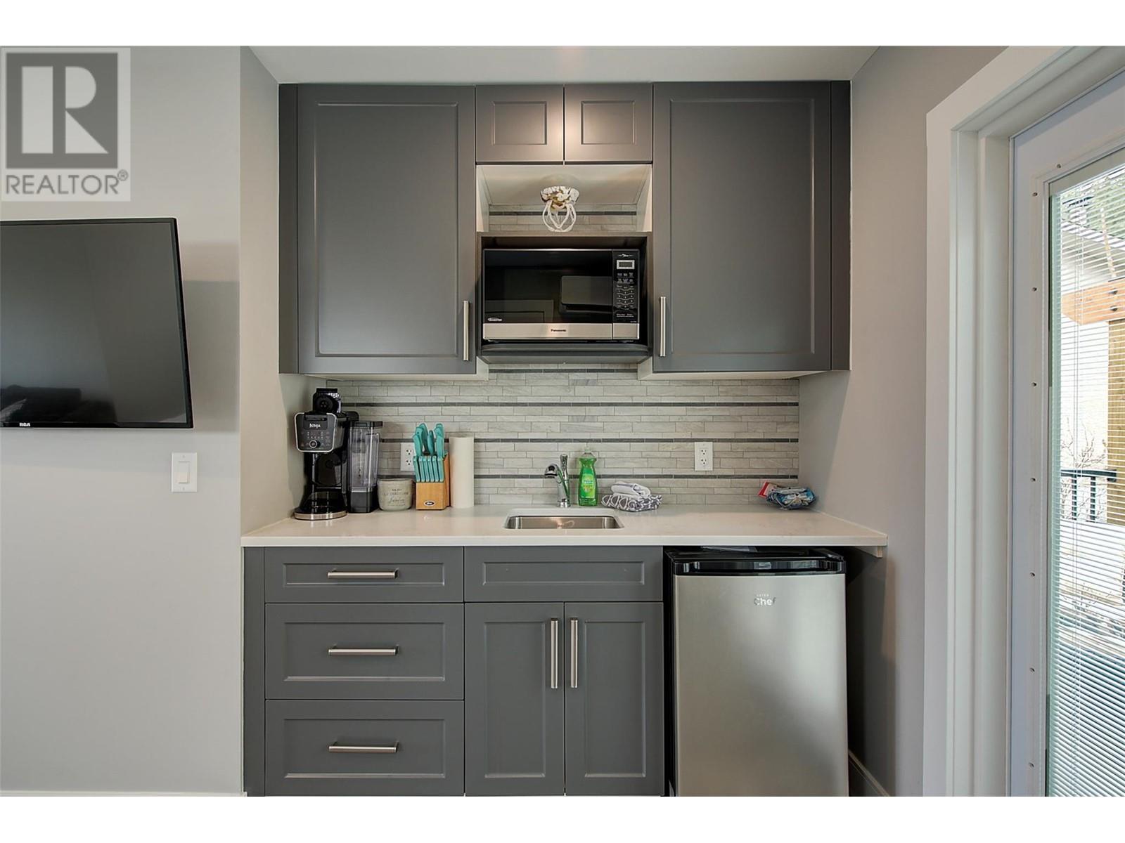 1175 Toovey Road, Kelowna, British Columbia  V1X 6R3 - Photo 62 - 10348348